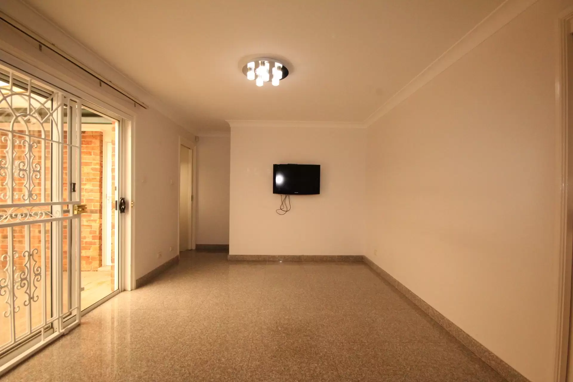 31 Highgate Street, Strathfield Leased by Richard Matthews Real Estate - image 4