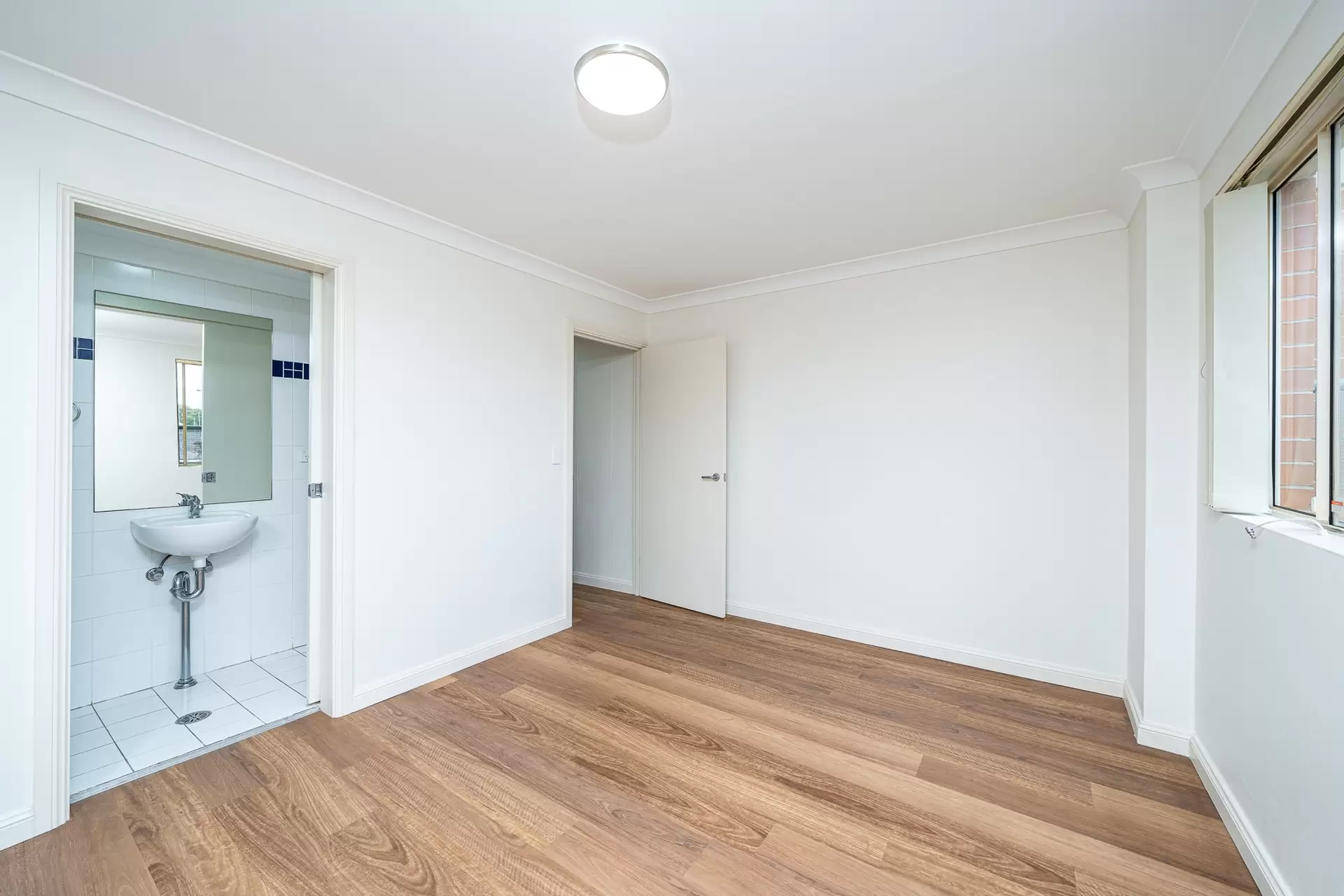 41/98 Chandos Street, Ashfield Leased by Richard Matthews Real Estate - image 4