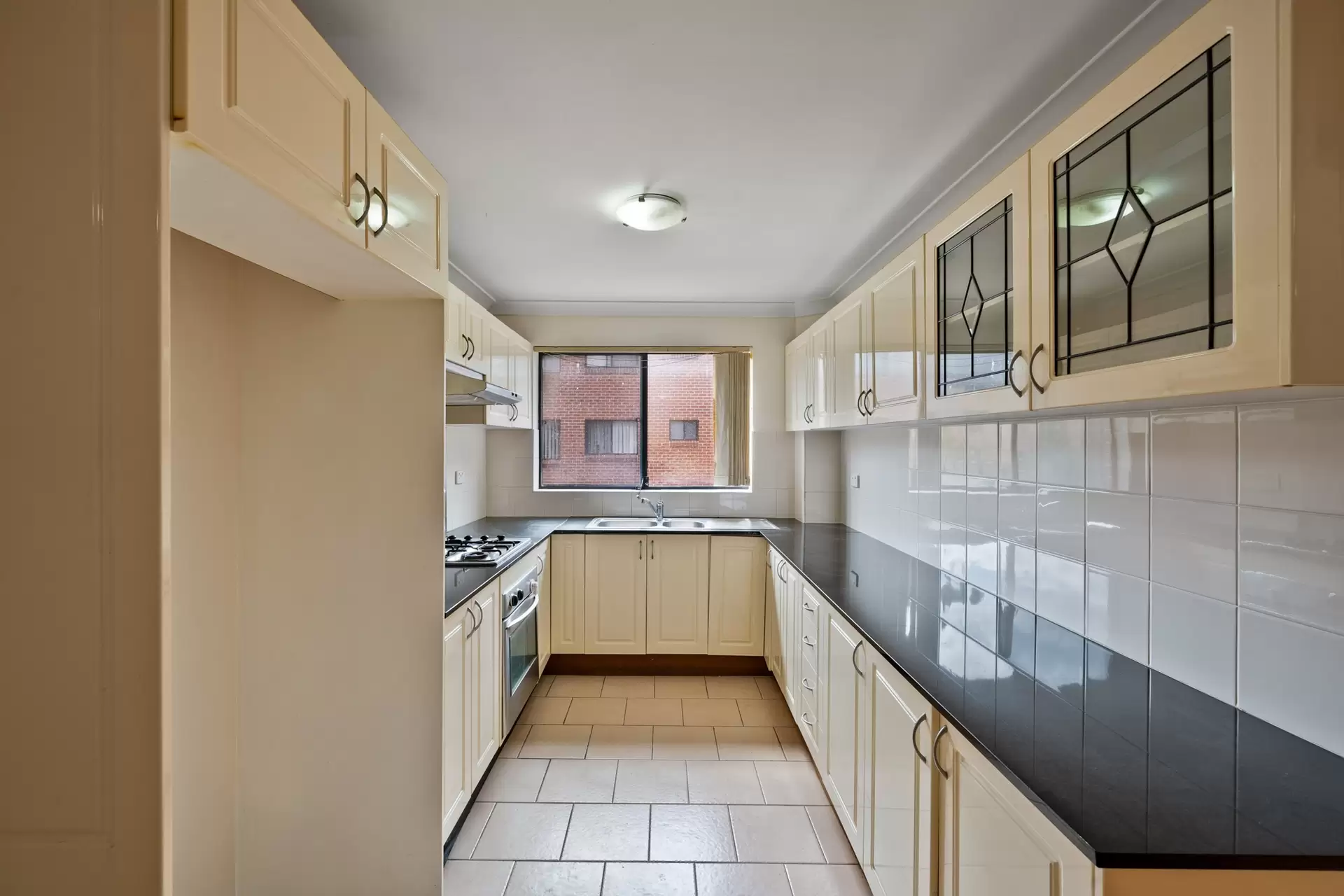 15/21 Weigand Avenue, Bankstown Sold by Richard Matthews Real Estate - image 2