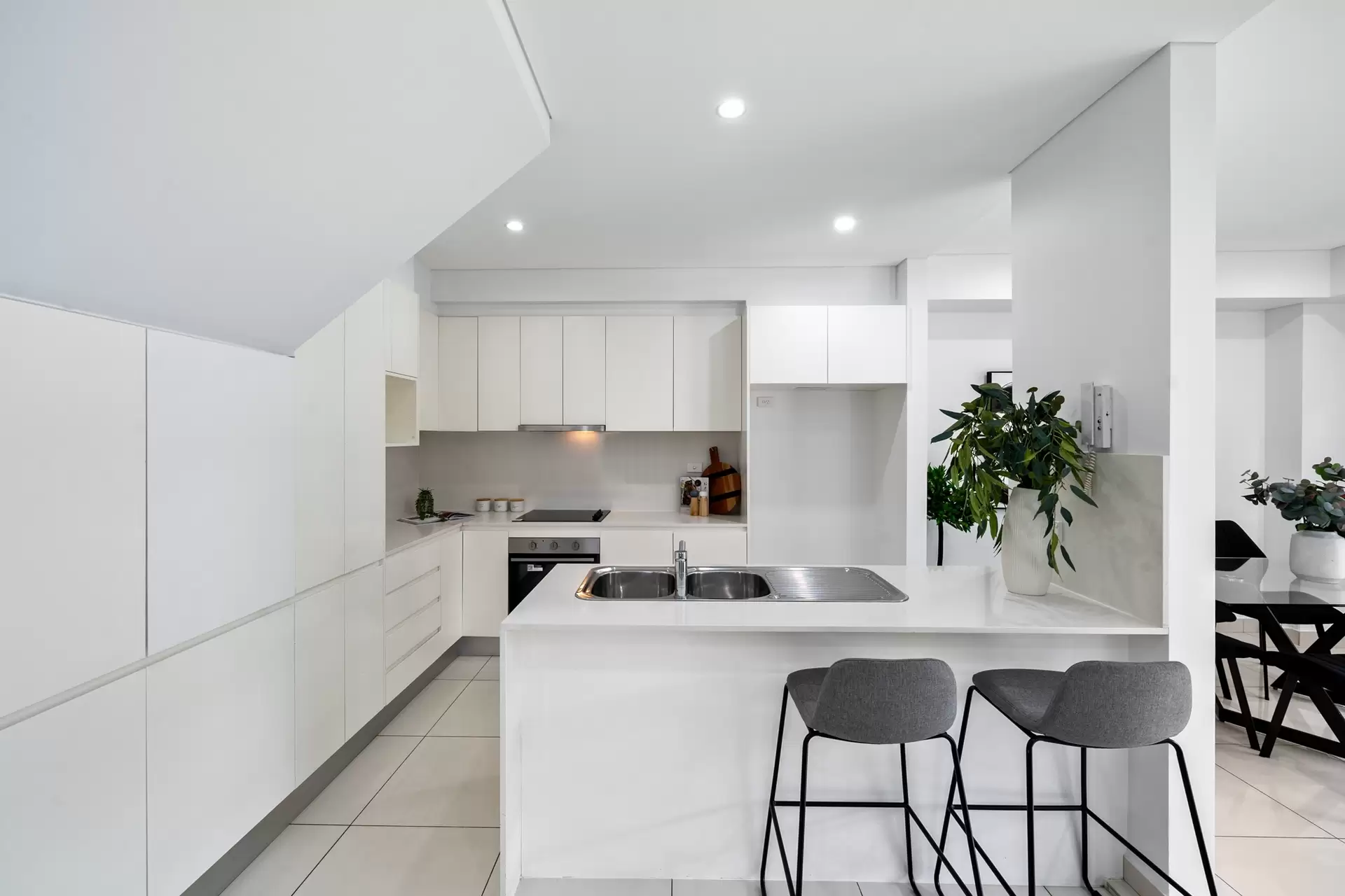 26A Sturt Avenue, Georges Hall Sold by Richard Matthews Real Estate - image 4