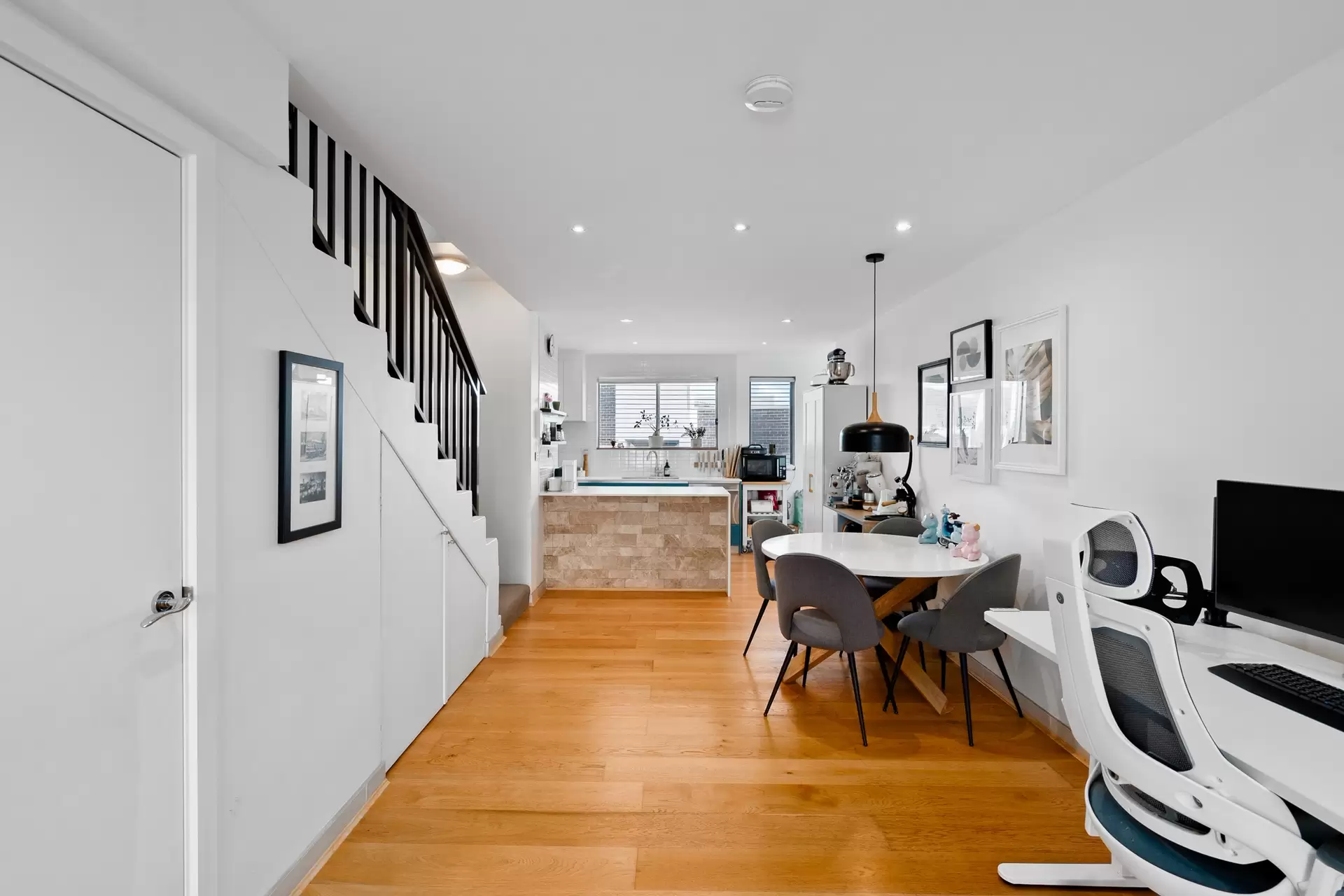 11/1-11 Canterbury Road, Canterbury Sold by Richard Matthews Real Estate - image 6