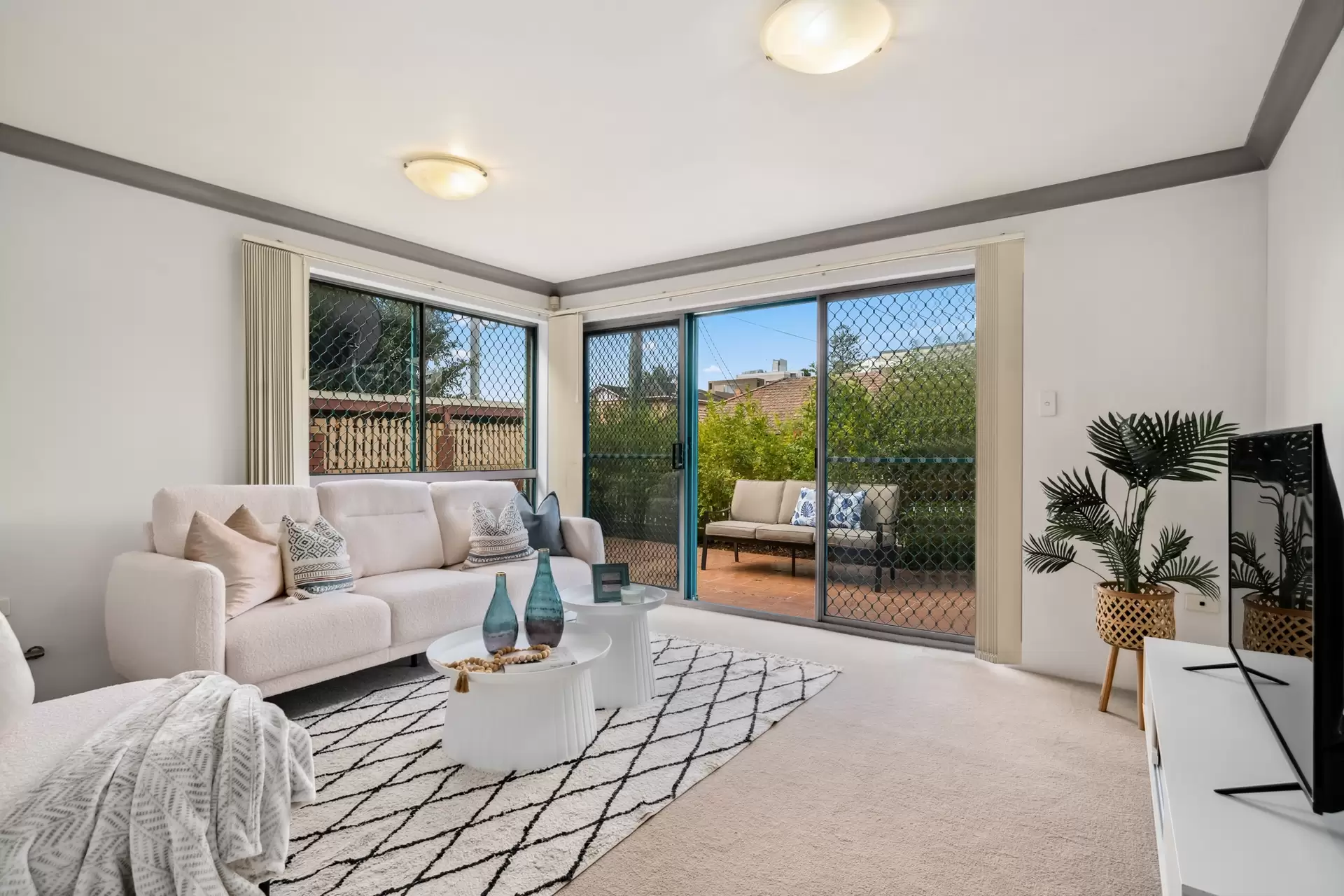 4/15-17 Carilla Street, Burwood Sold by Richard Matthews Real Estate - image 2