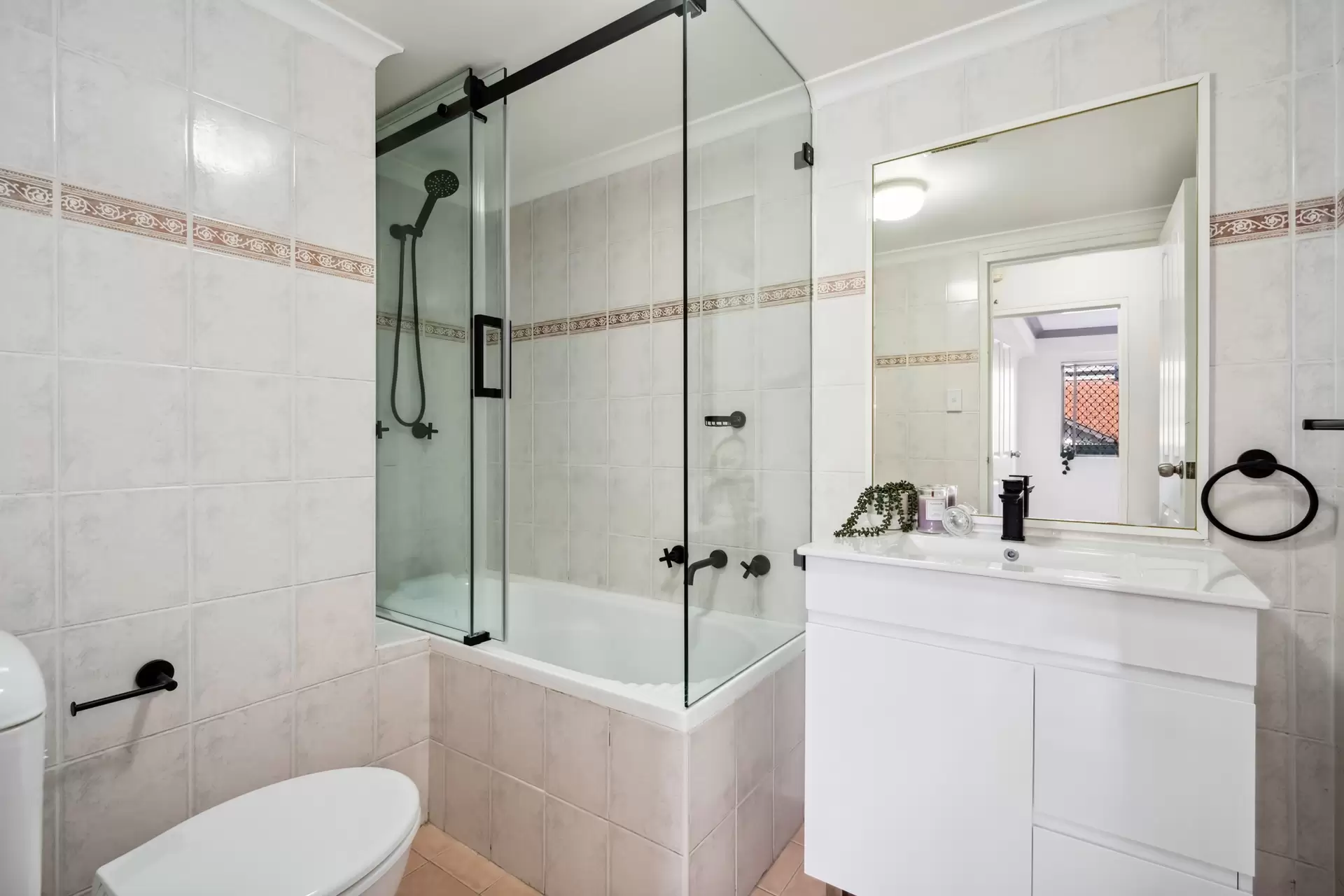4/15-17 Carilla Street, Burwood Sold by Richard Matthews Real Estate - image 6