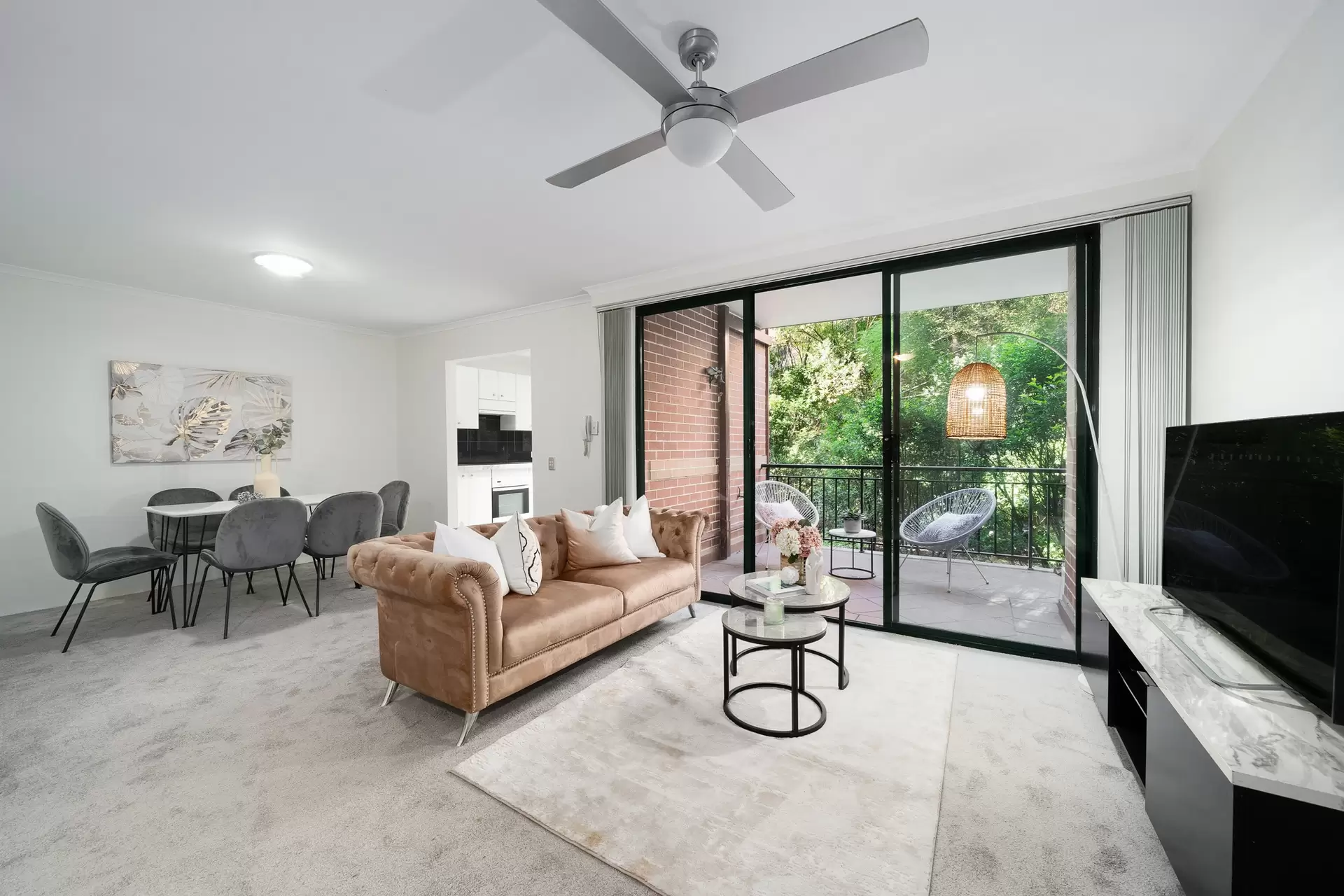 13/2 Williams Parade, Dulwich Hill Sold by Richard Matthews Real Estate - image 1
