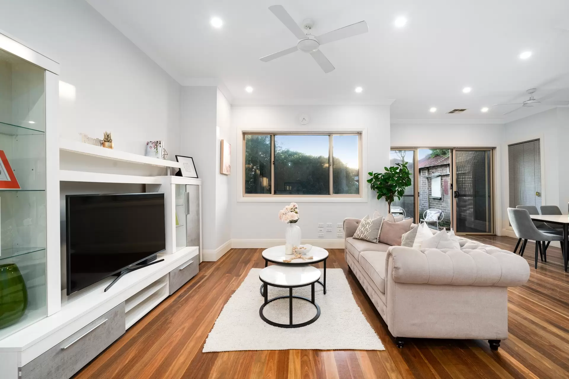 7 Manning Avenue, Strathfield South Sold by Richard Matthews Real Estate - image 2