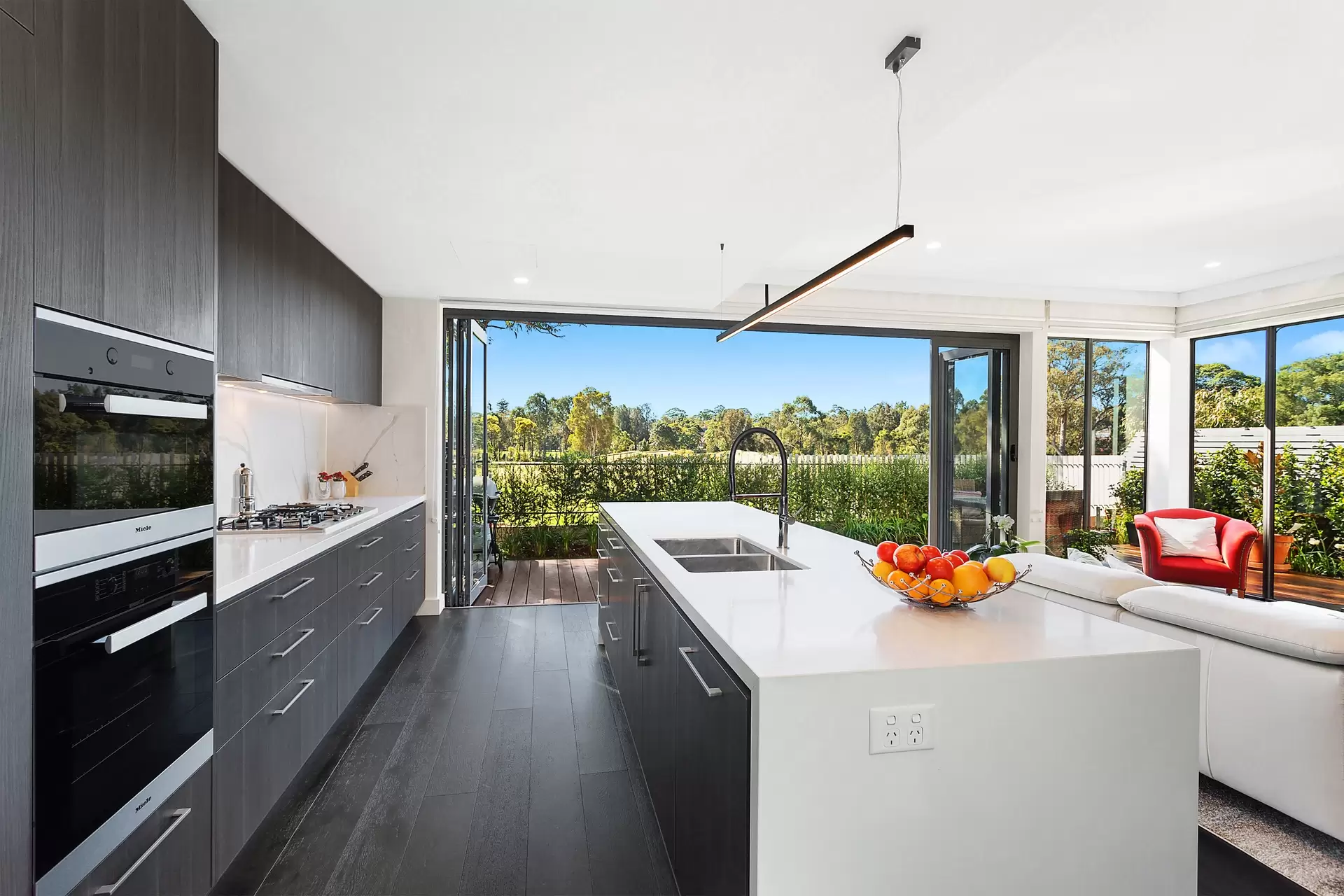 20 Fairway Circuit, Strathfield Leased by Richard Matthews Real Estate - image 2