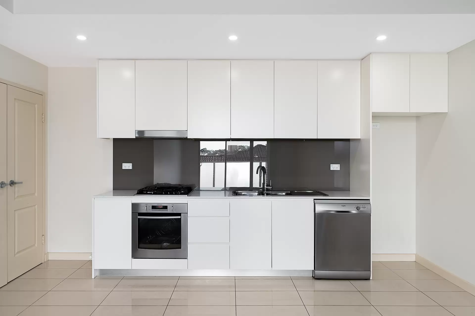 13/3a Byer Street, Enfield Sold by Richard Matthews Real Estate - image 3