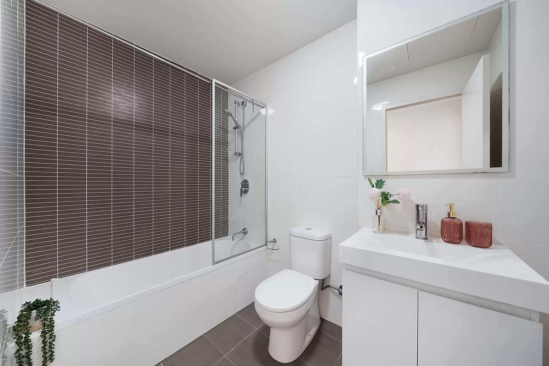 95/2A Brown Street, Ashfield Sold by Richard Matthews Real Estate - image 5