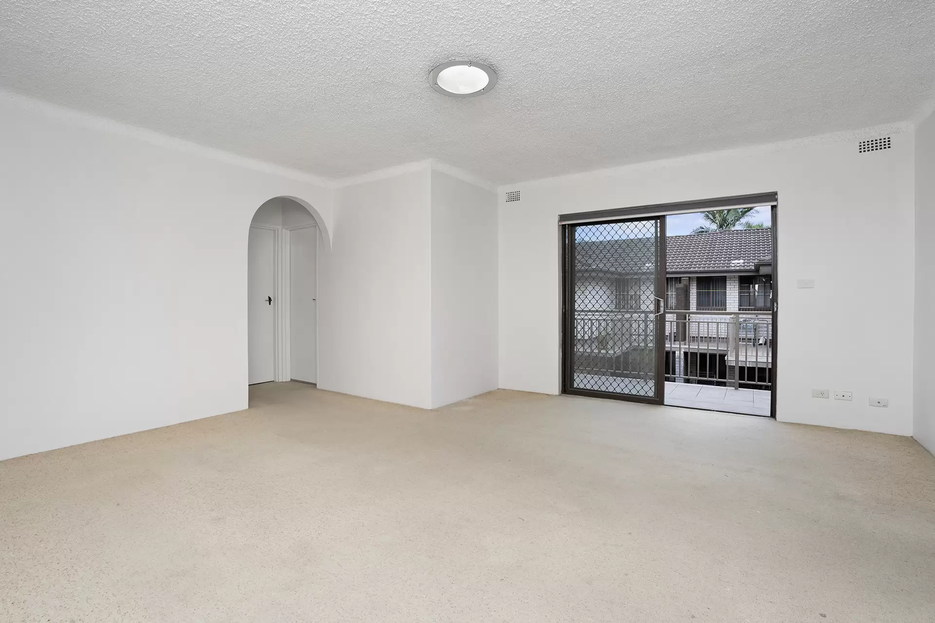 8/18-22 Clyde Street, Croydon Park Leased by Richard Matthews Real Estate - image 1