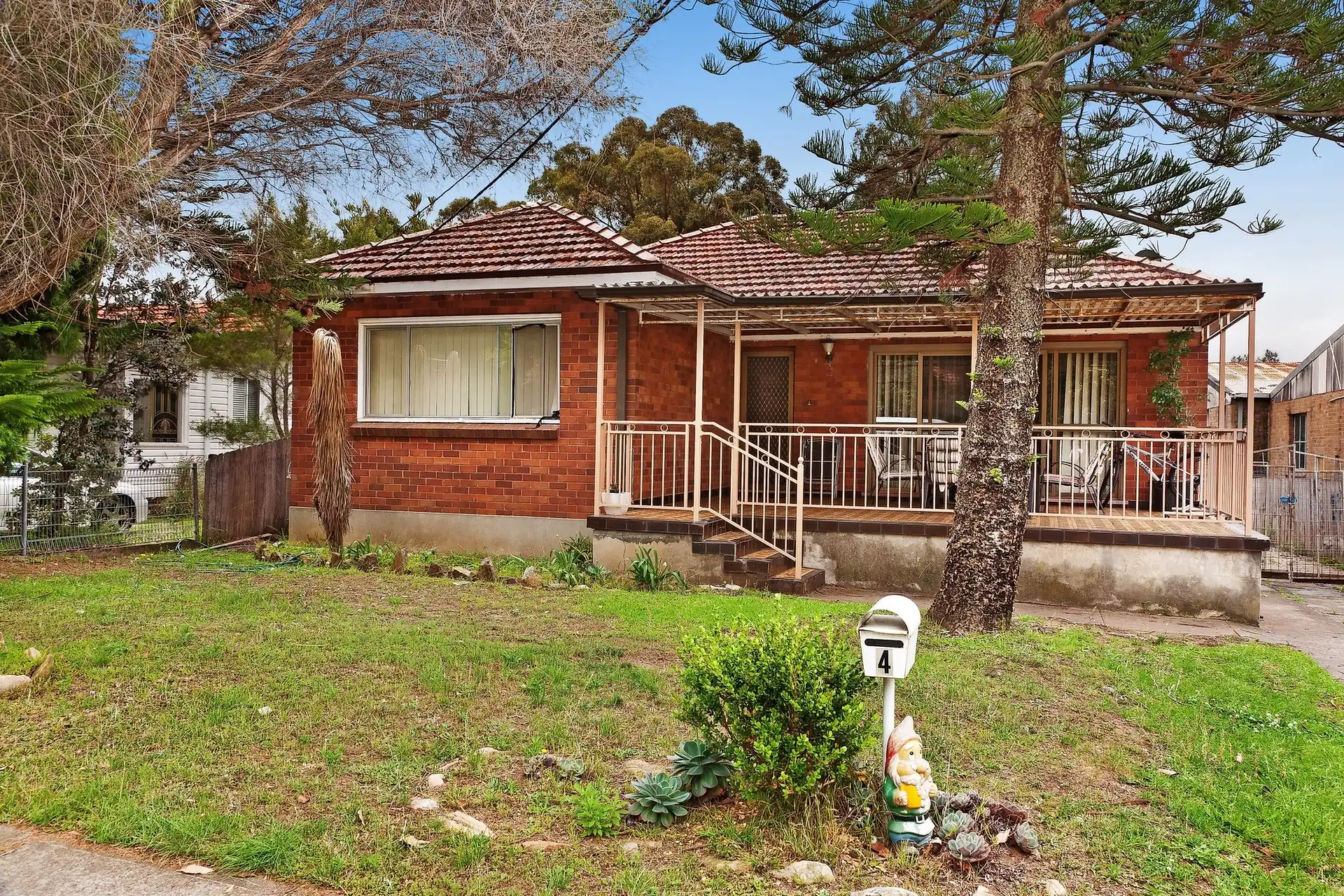 4 Louie Street, Padstow Sold by Richard Matthews Real Estate - image 1