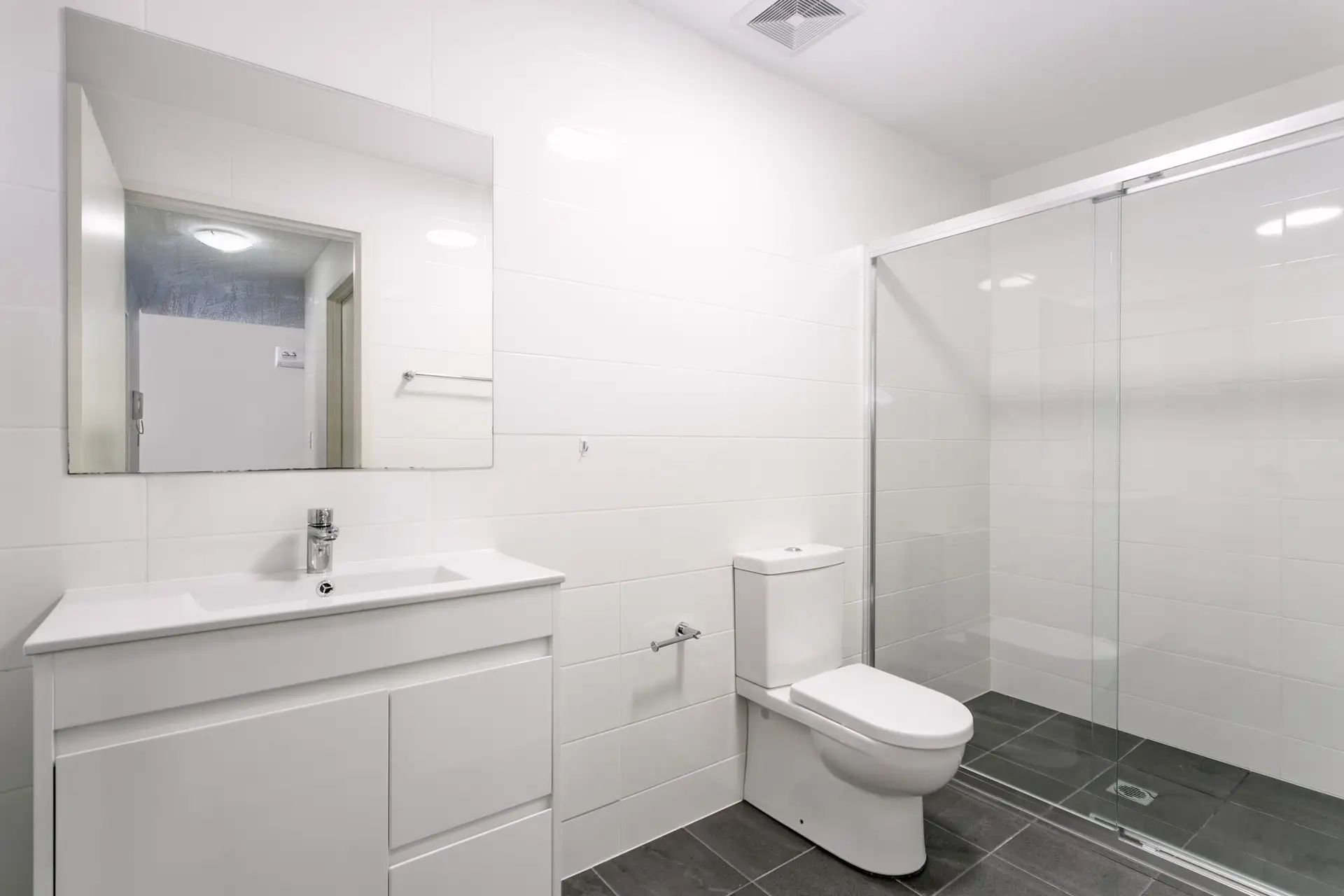 24/6-8 George Street, Warwick Farm Sold by Richard Matthews Real Estate - image 4