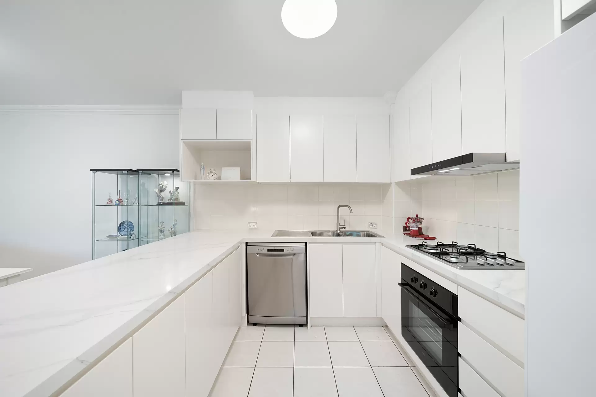 305/8 Wentworth Drive, Liberty Grove Sold by Richard Matthews Real Estate - image 4