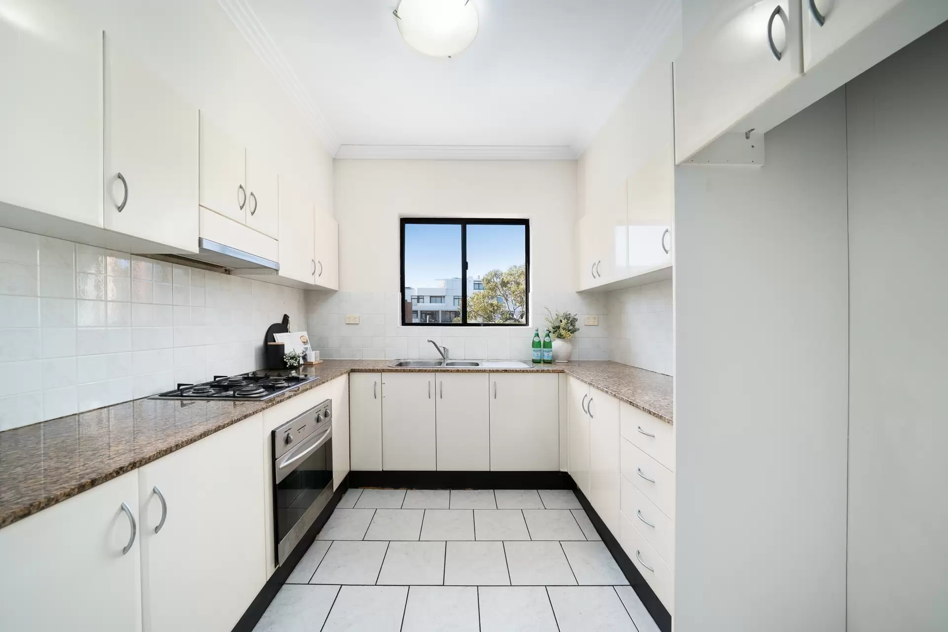24/31-33 Gordon Street, Burwood Sold by Richard Matthews Real Estate - image 3
