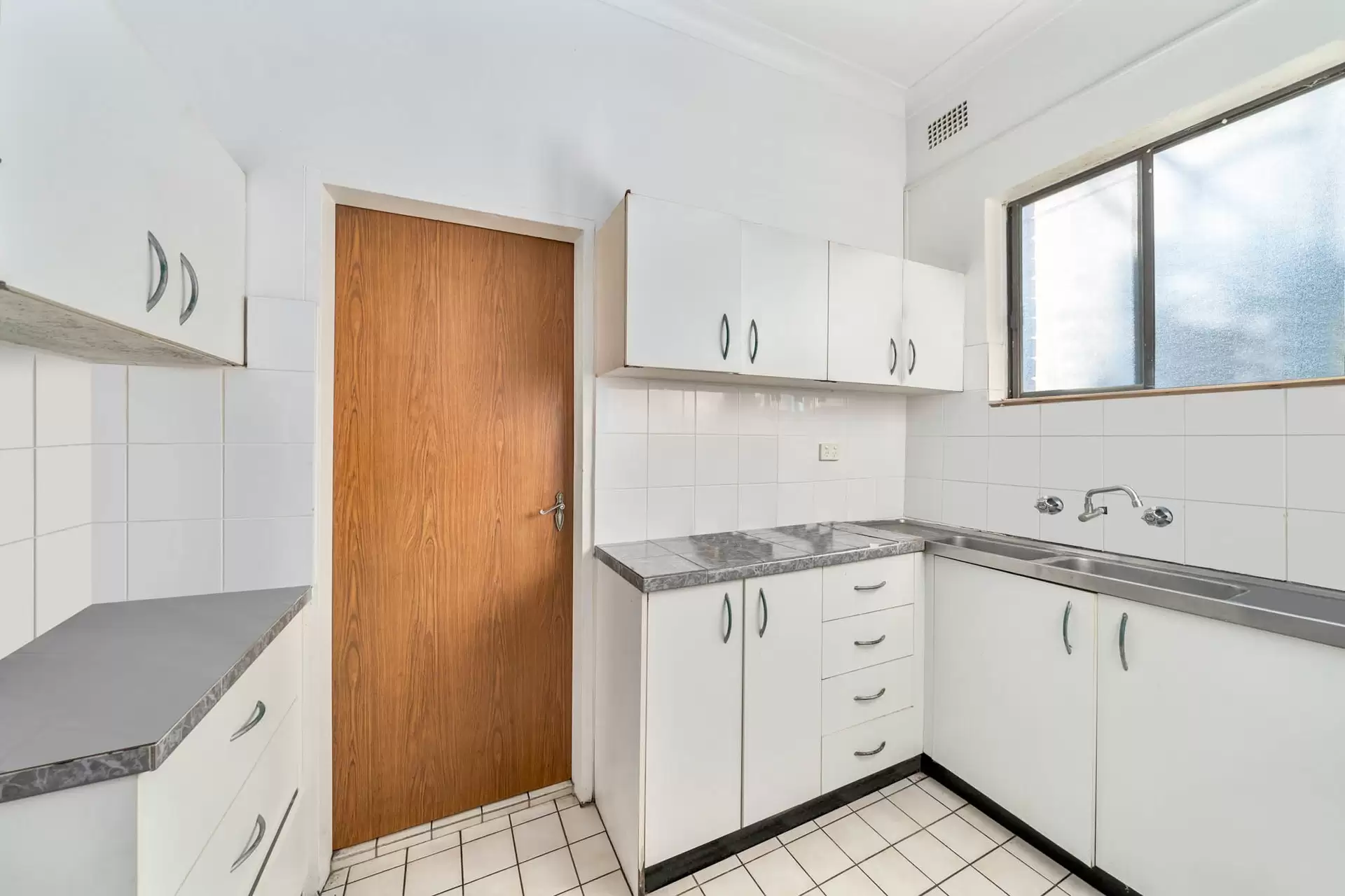 5/42-46 Beamish Street, Campsie Sold by Richard Matthews Real Estate - image 2