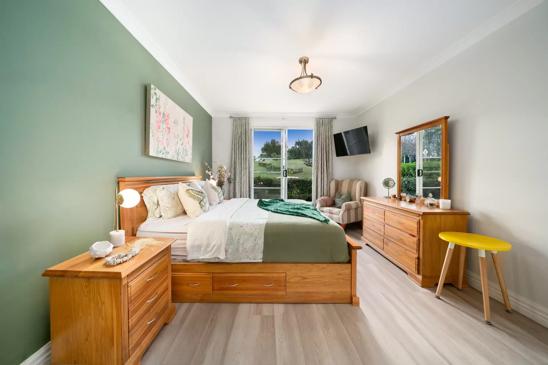 12/26 Admiralty Drive, Breakfast Point Sold by Richard Matthews Real Estate - image 7