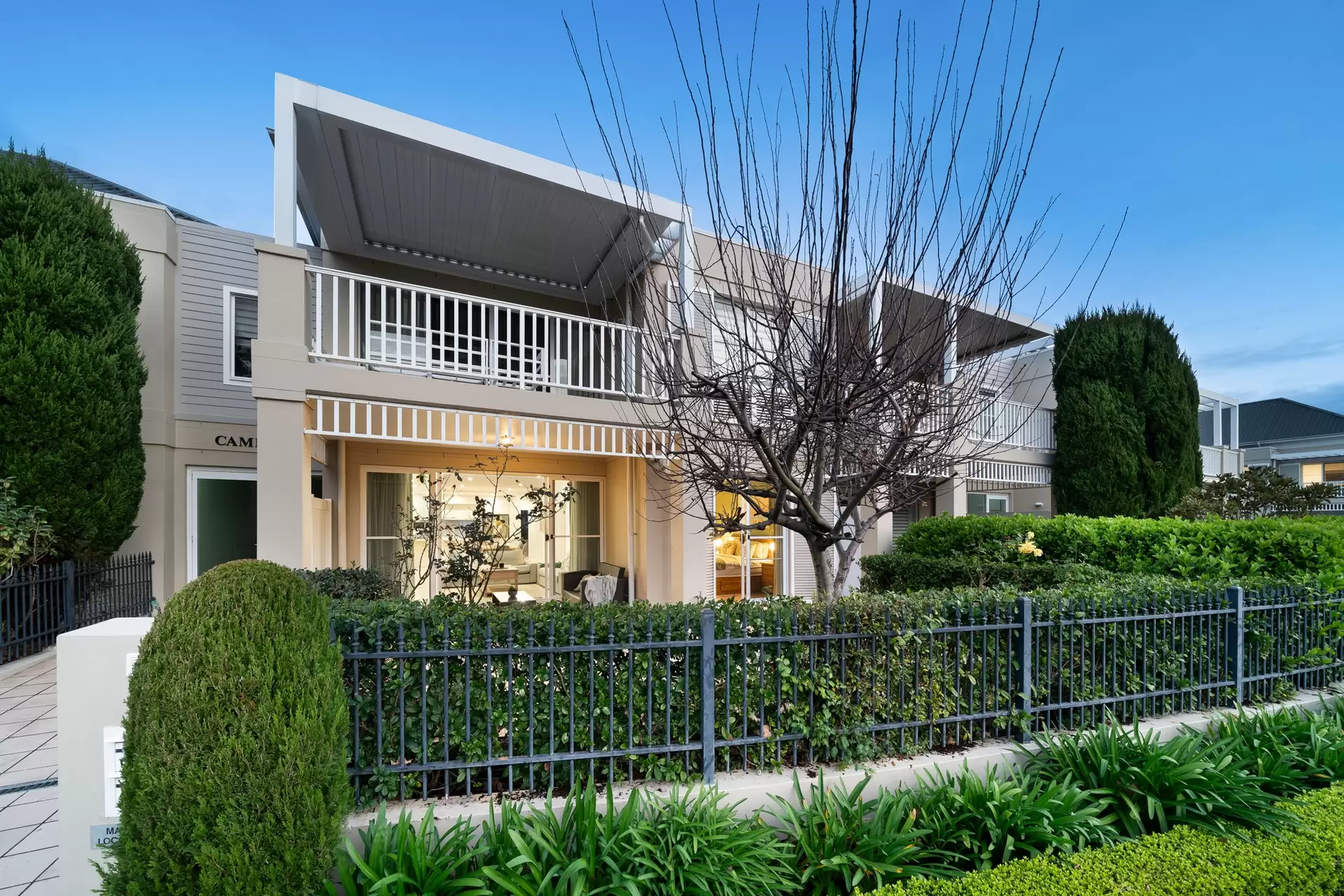 12/26 Admiralty Drive, Breakfast Point Sold by Richard Matthews Real Estate - image 1