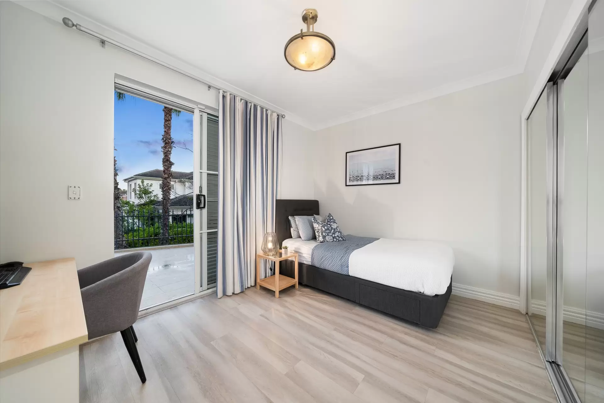 12/26 Admiralty Drive, Breakfast Point Sold by Richard Matthews Real Estate - image 9