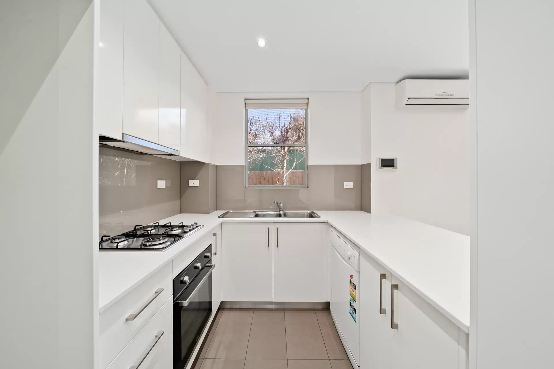 4/458 Georges River Road, Croydon Park Sold by Richard Matthews Real Estate - image 2