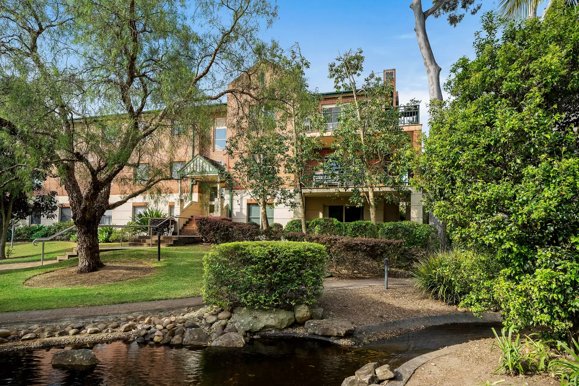 10/247E Burwood Road, Concord Sold by Richard Matthews Real Estate - image 1