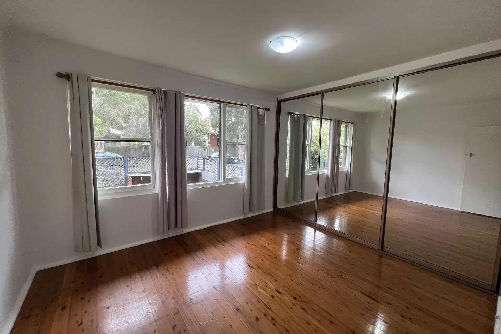 2/37 Edwin Street South, Croydon Leased by Richard Matthews Real Estate - image 4