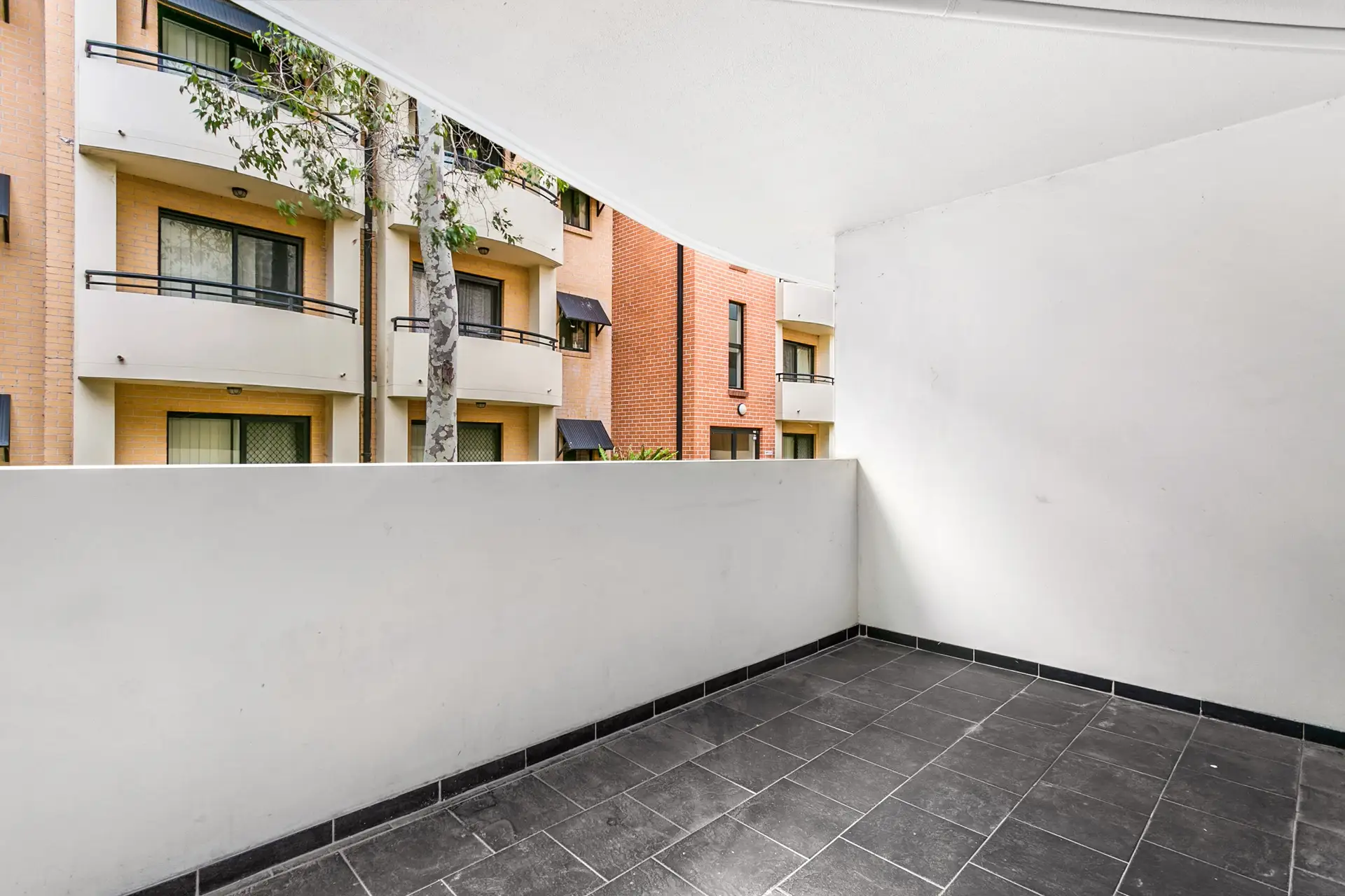 2/19-27 Eastbourne Road, Homebush West Sold by Richard Matthews Real Estate - image 4