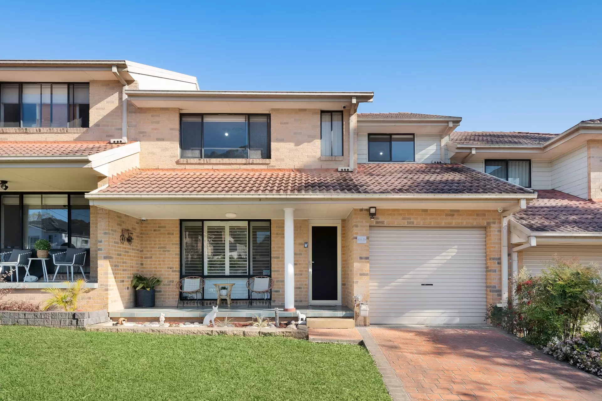 6/19 Balmoral Crescent, Georges Hall Sold by Richard Matthews Real Estate - image 1