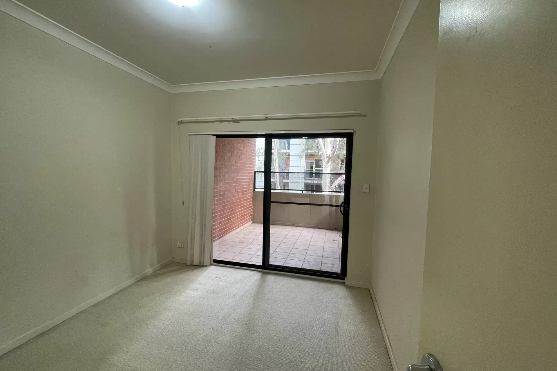 8/23a George Street, North Strathfield Leased by Richard Matthews Real Estate - image 4