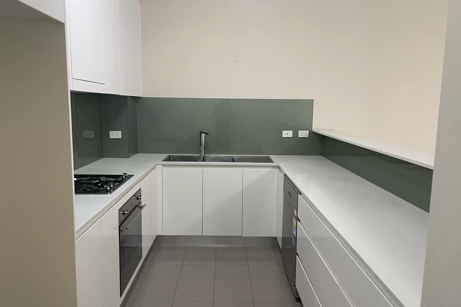 8/23a George Street, North Strathfield Leased by Richard Matthews Real Estate - image 3