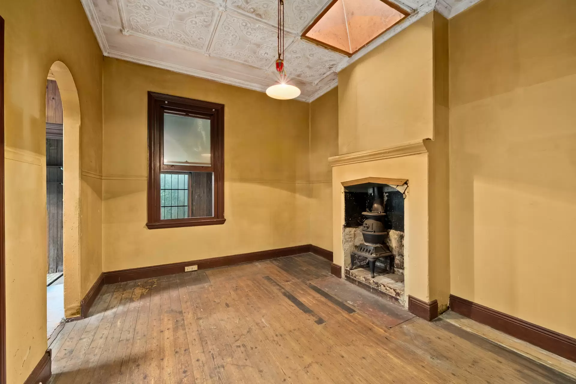 32 Arthur Street, Ashfield Sold by Richard Matthews Real Estate - image 3