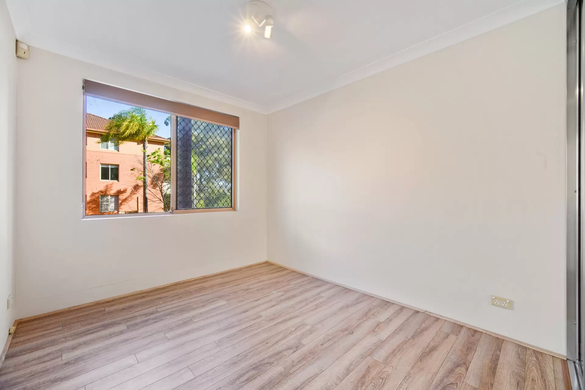 5D/19-21 George Street, North Strathfield Leased by Richard Matthews Real Estate - image 5