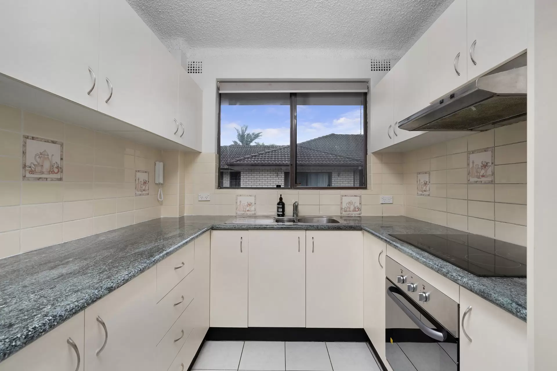 8/18-22 Clyde Street, Croydon Park Leased by Richard Matthews Real Estate - image 2