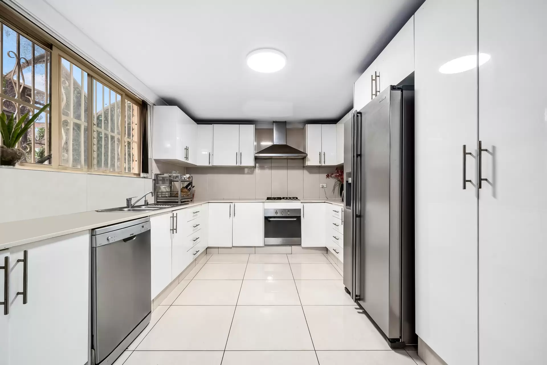 72 Water Street, Strathfield South Sold by Richard Matthews Real Estate - image 4