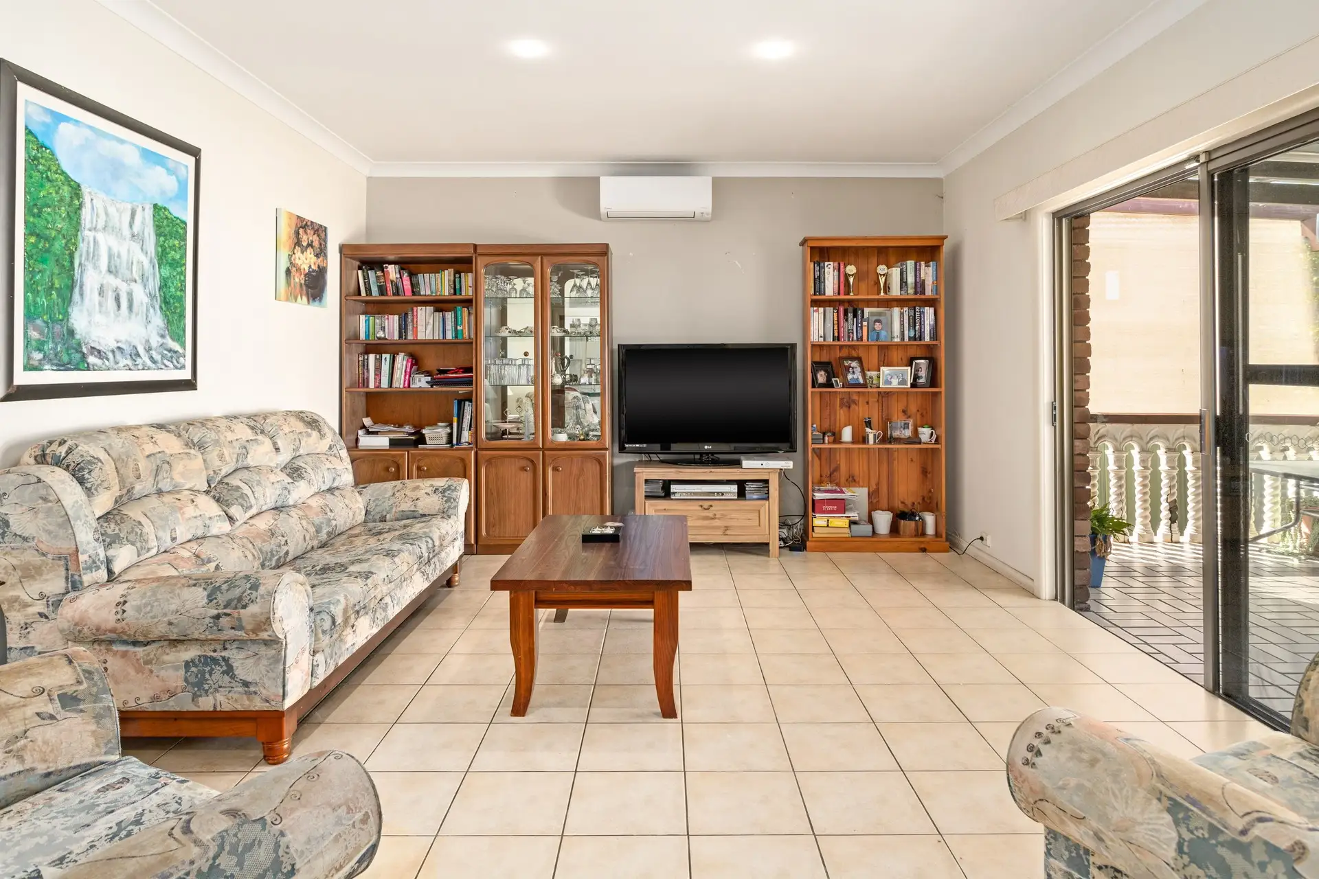 10 Lyon Avenue, Punchbowl Sold by Richard Matthews Real Estate - image 3