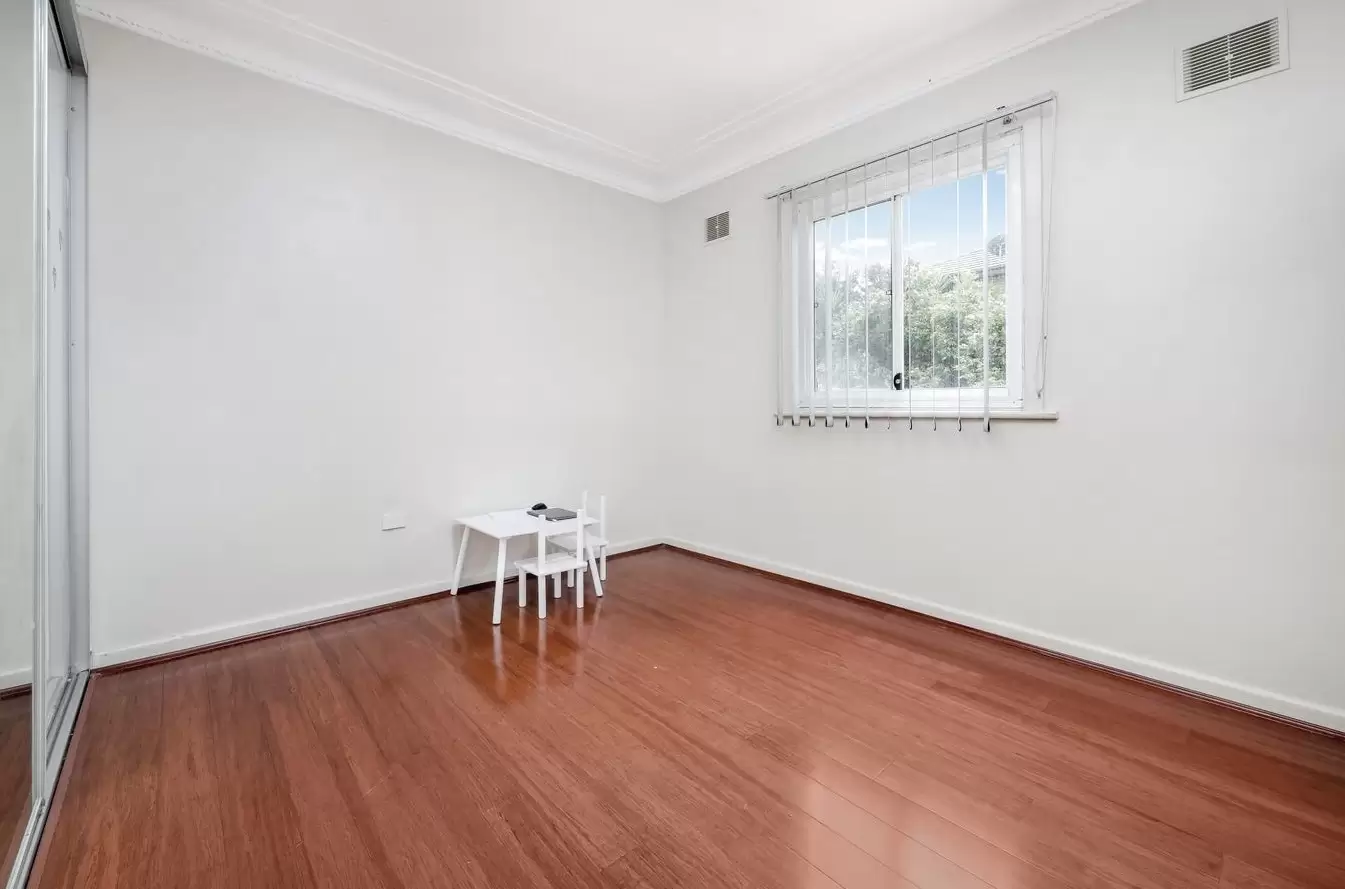 99 Market Street, Condell Park Sold by Richard Matthews Real Estate - image 5