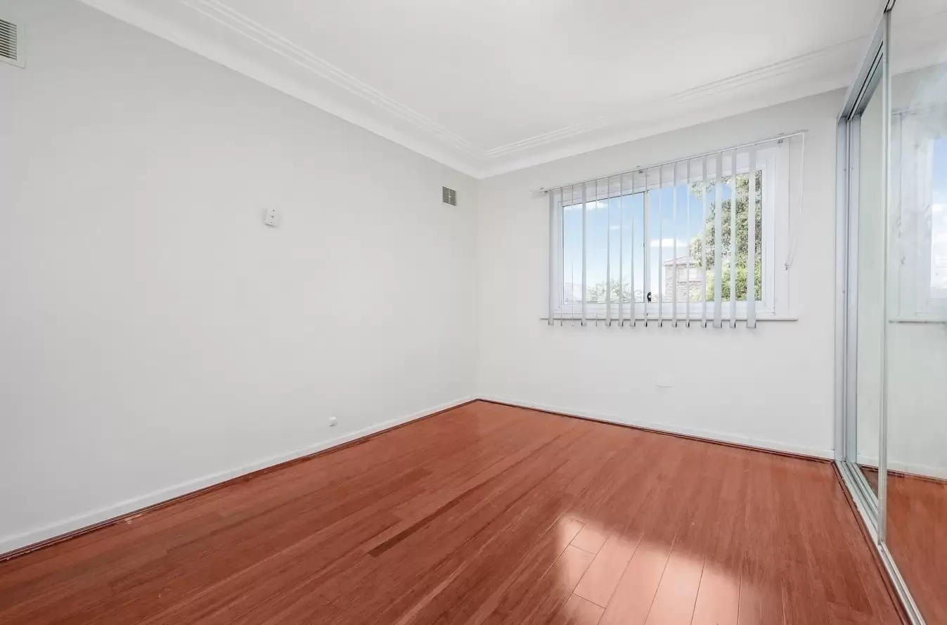 99 Market Street, Condell Park Sold by Richard Matthews Real Estate - image 4