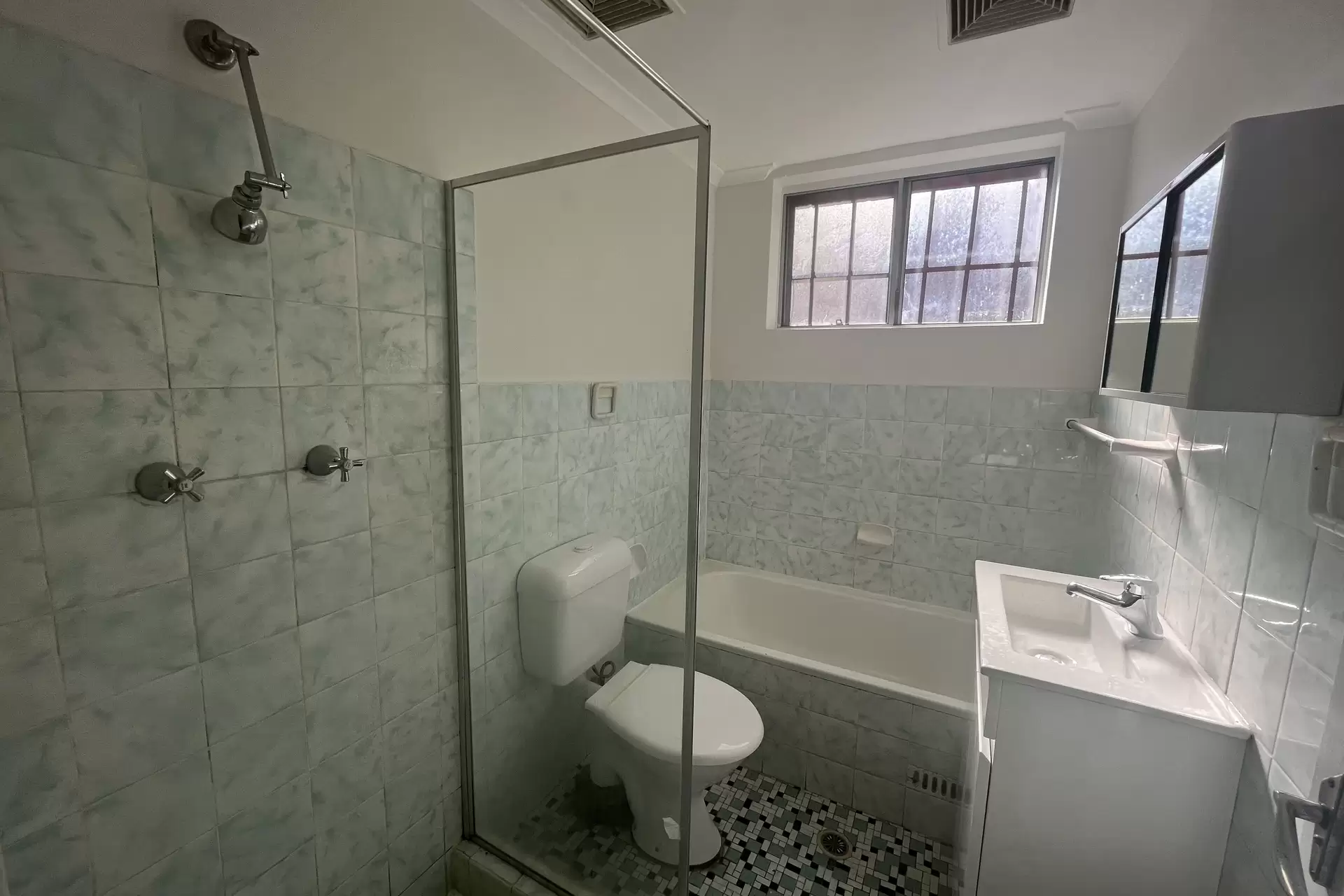 1/68 Amy Street, Campsie Leased by Richard Matthews Real Estate - image 4
