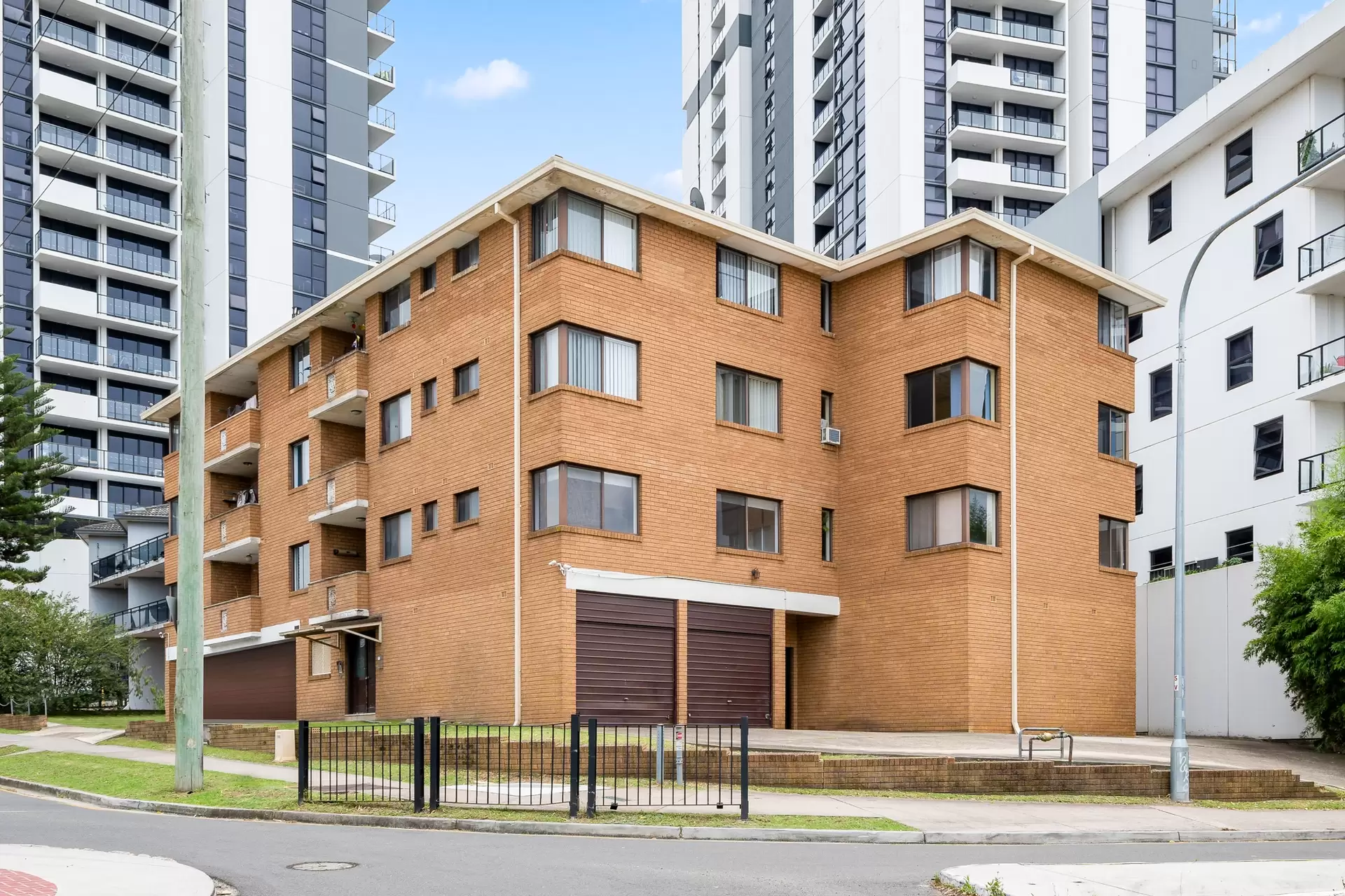 4/41 Mill Road, Liverpool Sold by Richard Matthews Real Estate - image 1