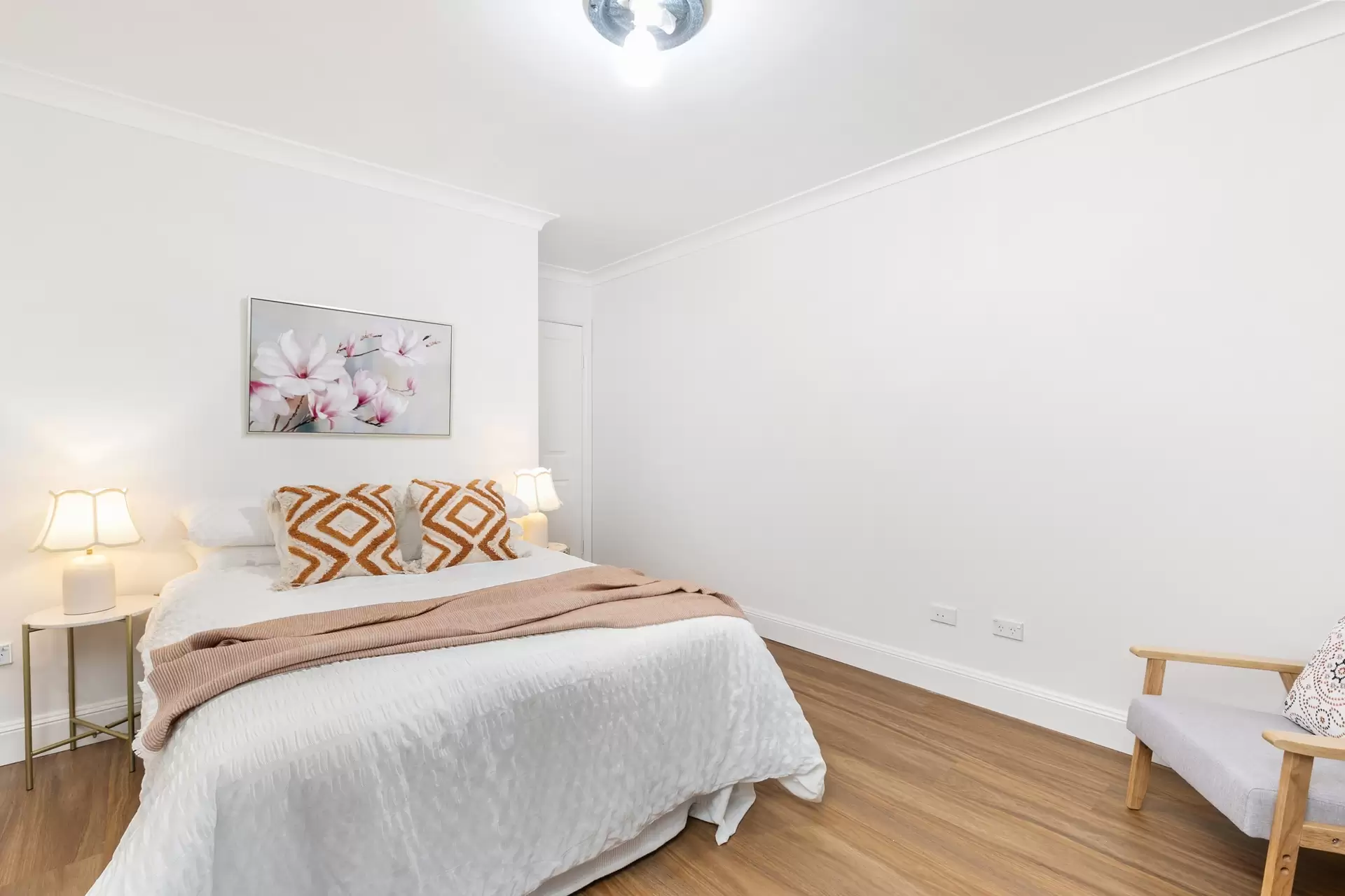 10/2-6 Gloucester Avenue, Burwood Leased by Richard Matthews Real Estate - image 5