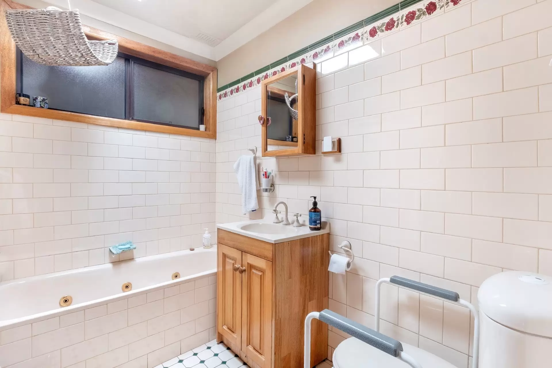 44 Farrell Road, Bass Hill Leased by Richard Matthews Real Estate - image 7