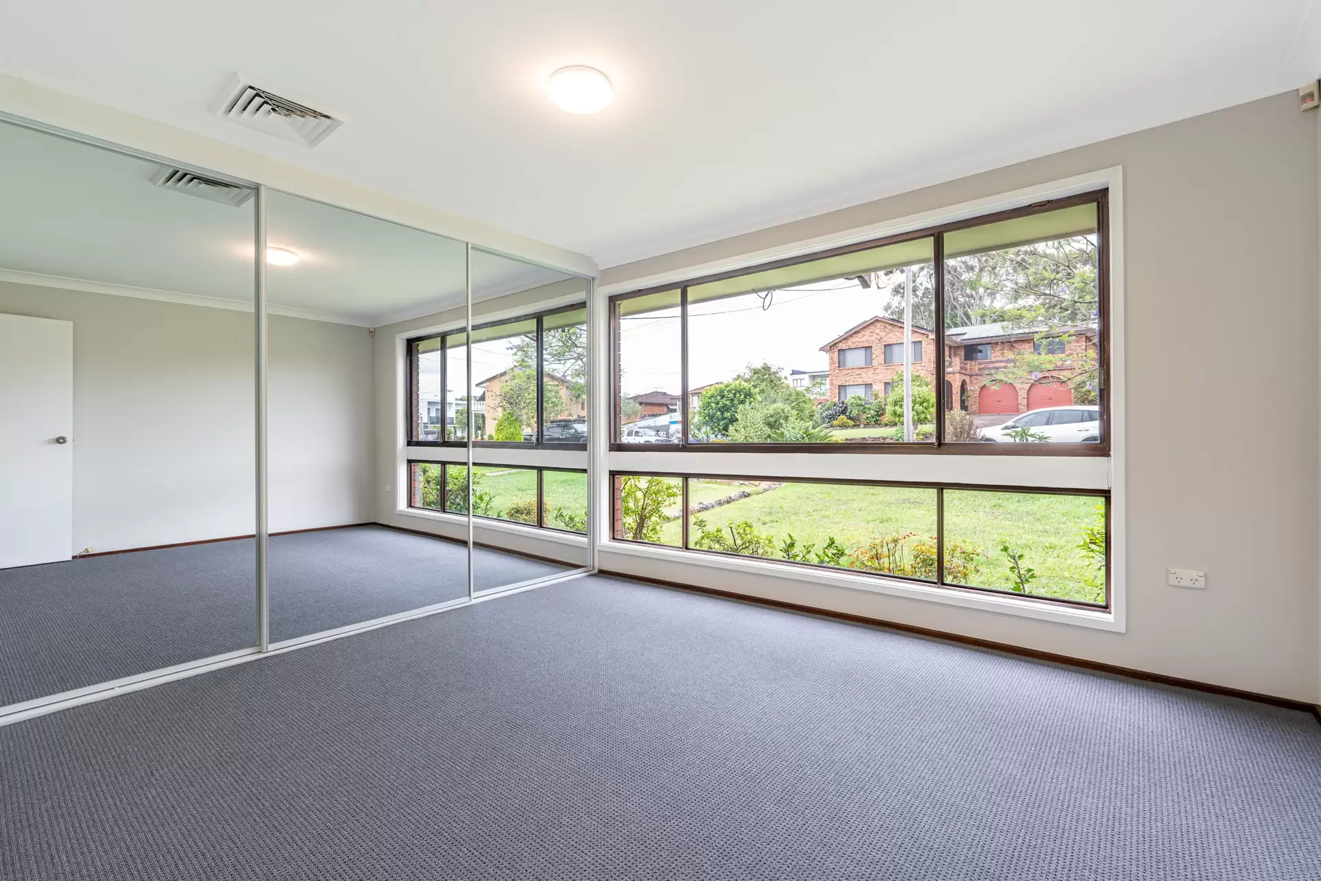 26 Oak Drive, Georges Hall Leased by Richard Matthews Real Estate - image 7