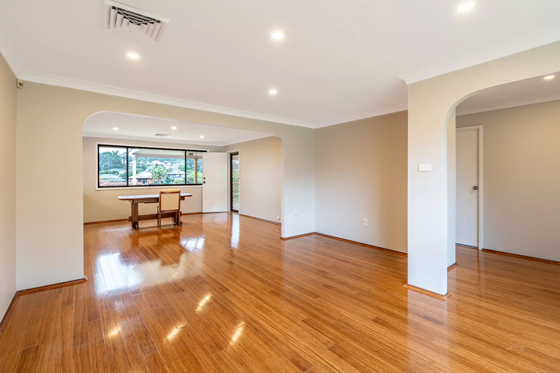 26 Oak Drive, Georges Hall Leased by Richard Matthews Real Estate - image 2