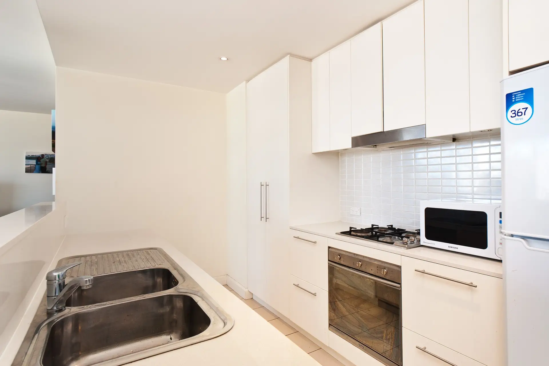 402/18  Rider Boulevard, Rhodes Sold by Richard Matthews Real Estate - image 4