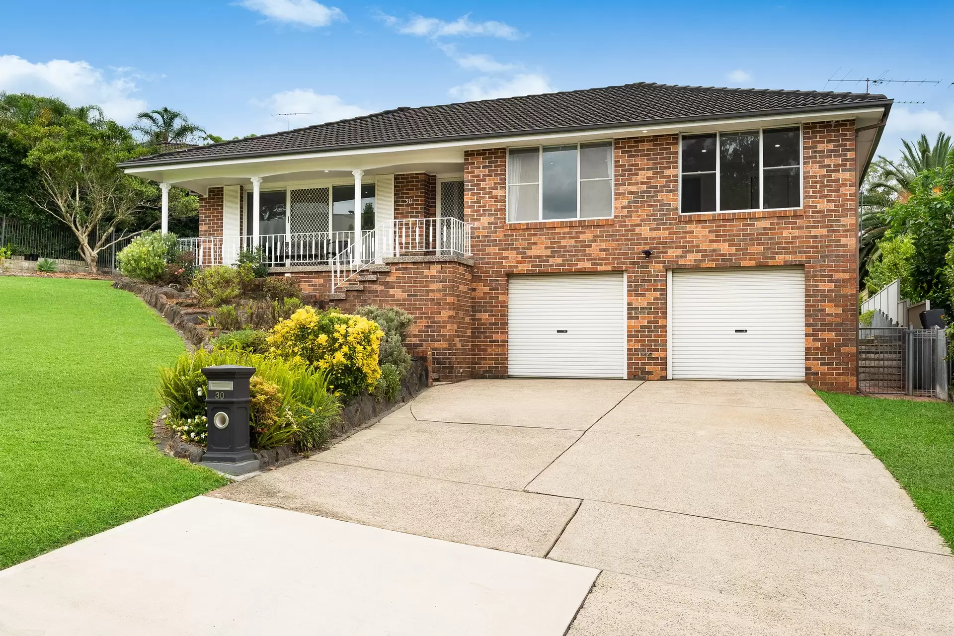 30 Luculia Avenue, Baulkham Hills Sold by Richard Matthews Real Estate - image 1