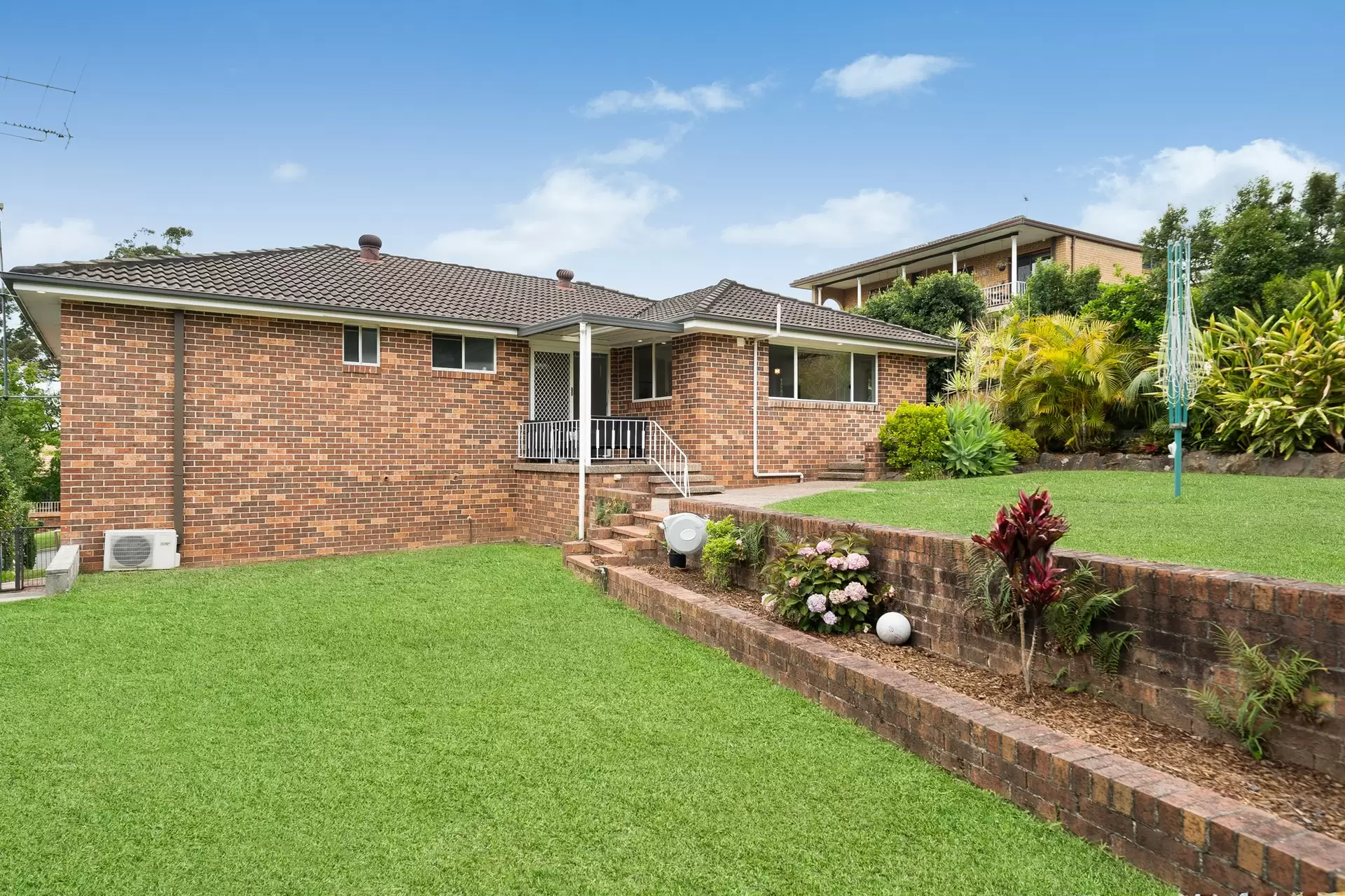 30 Luculia Avenue, Baulkham Hills Sold by Richard Matthews Real Estate - image 8