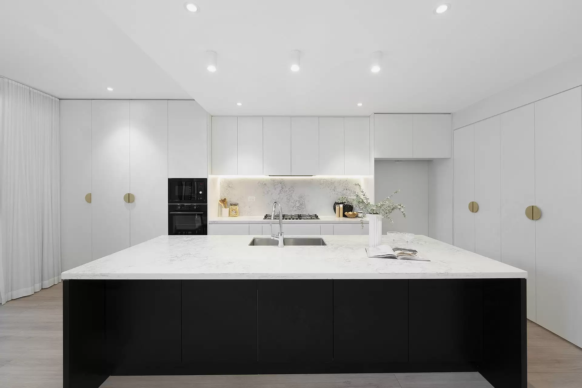 192 The Boulevarde, Strathfield Sold by Richard Matthews Real Estate - image 3