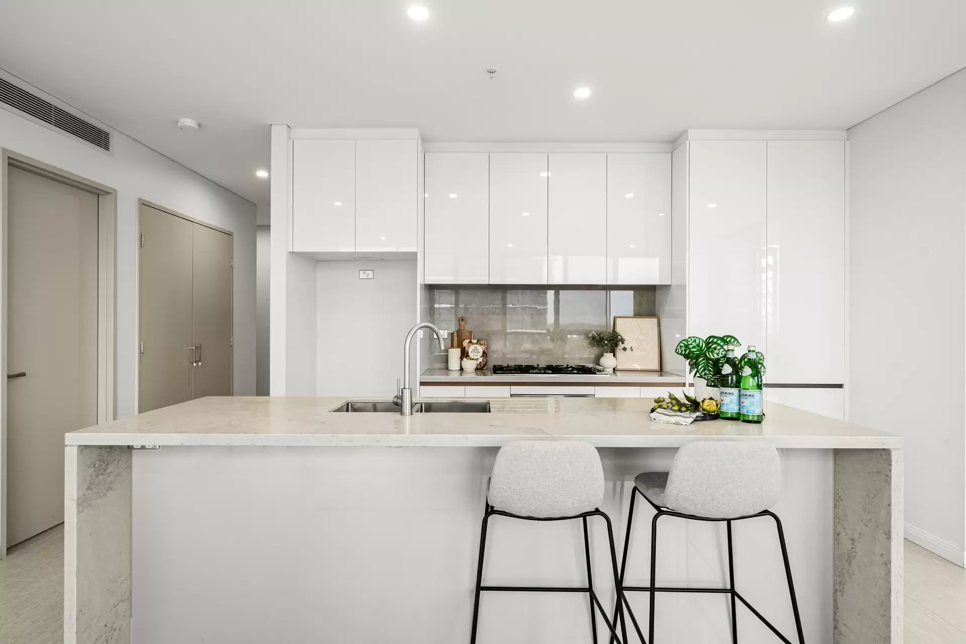 1041/11 Canning Street, Lidcombe Sold by Richard Matthews Real Estate - image 2
