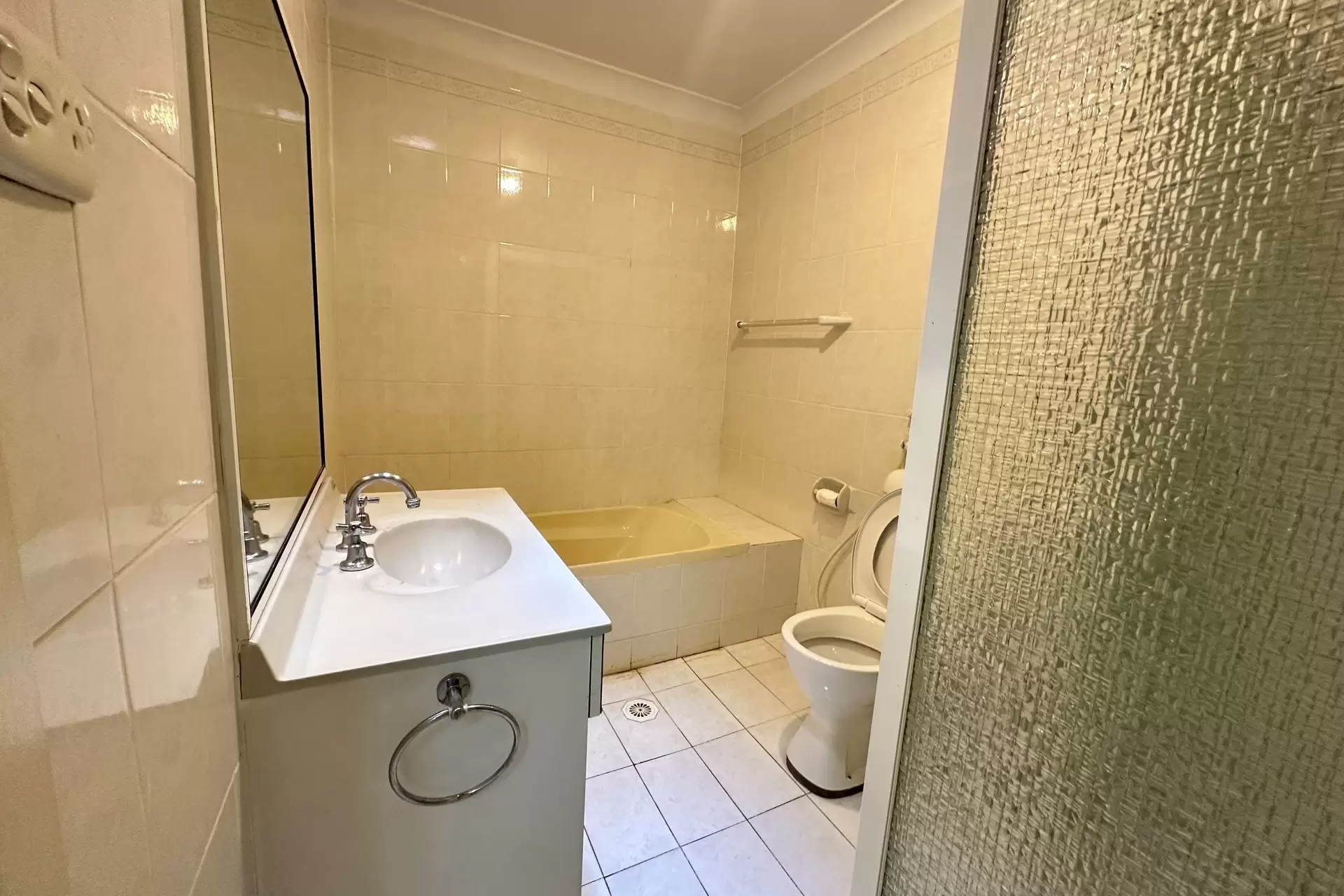 2/39 Emery Avenue, Yagoona Leased by Richard Matthews Real Estate - image 8