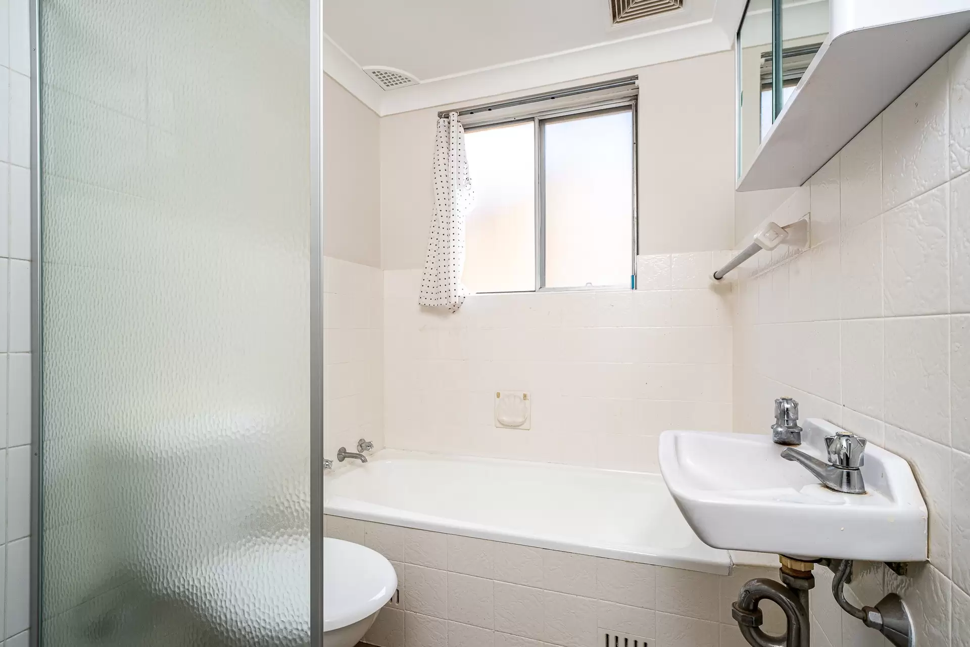 2/50 Burlington Road, Homebush Leased by Richard Matthews Real Estate - image 5