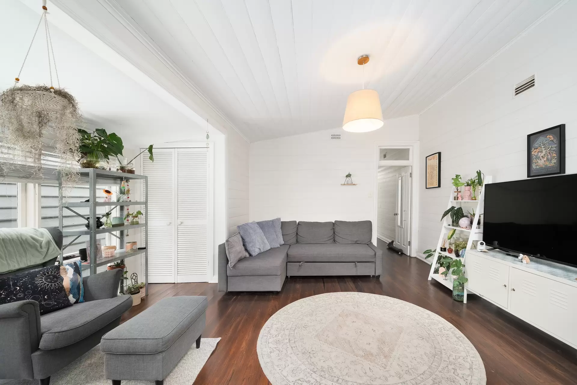 73 Balmain Road, Leichhardt Sold by Richard Matthews Real Estate - image 2