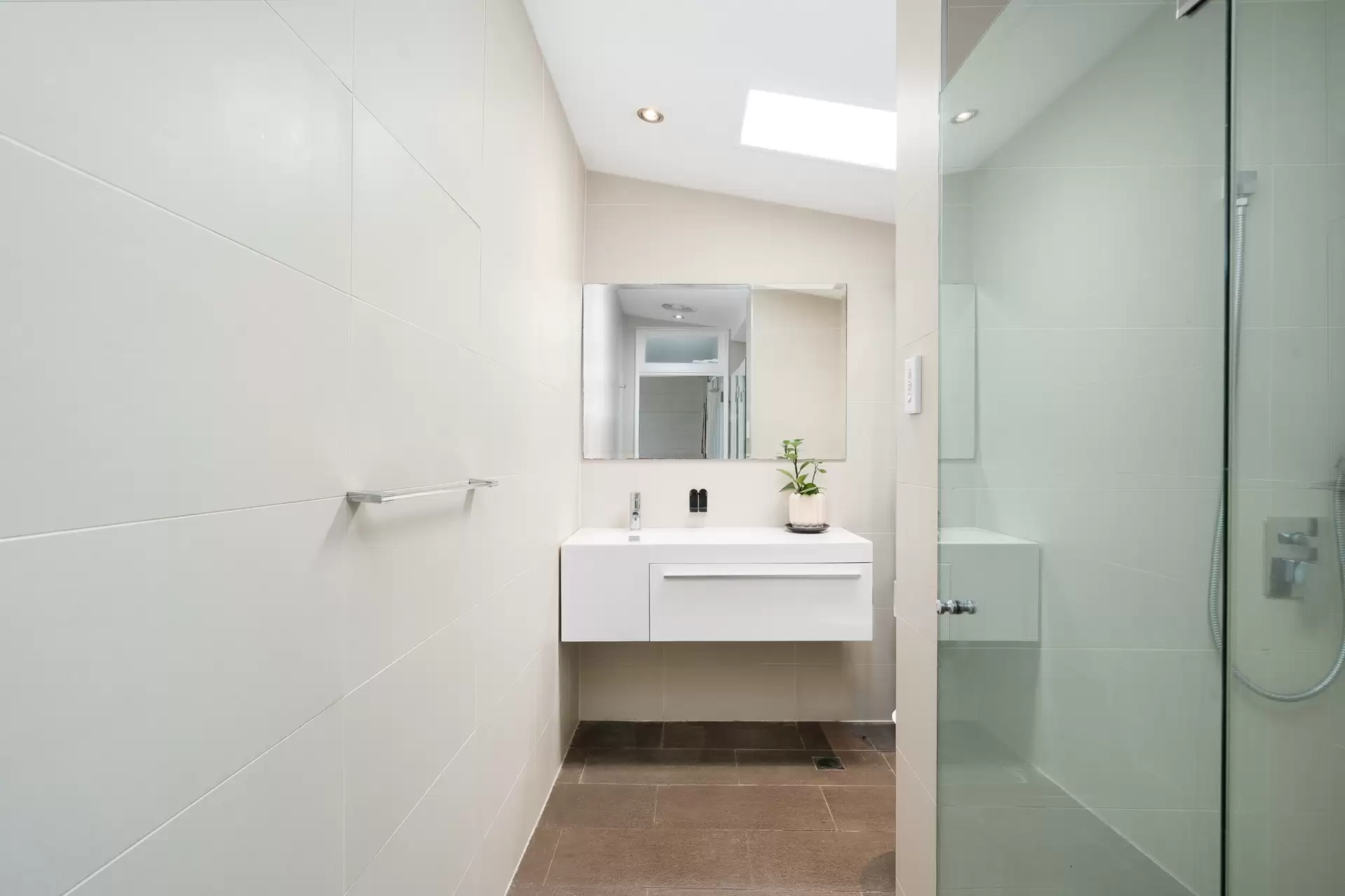 73 Balmain Road, Leichhardt Sold by Richard Matthews Real Estate - image 7